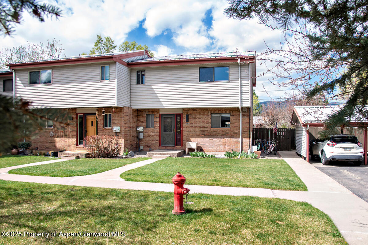 681 S 2nd Street Carbondale CO 81623