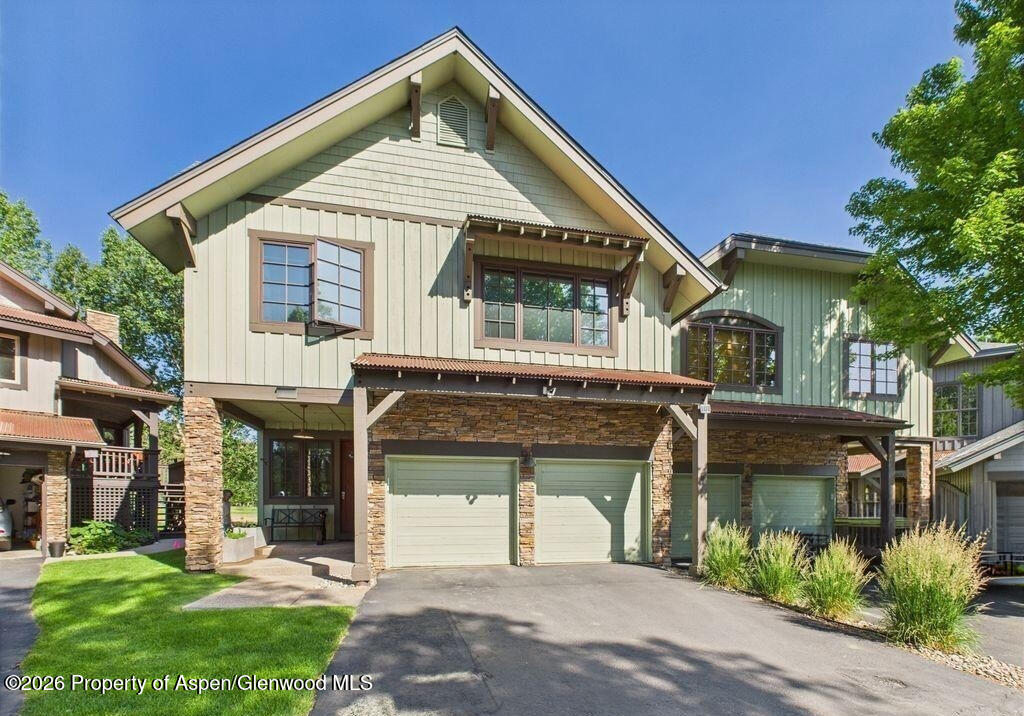1264 Crystal Bluffs Loop Carbondale CO 81623