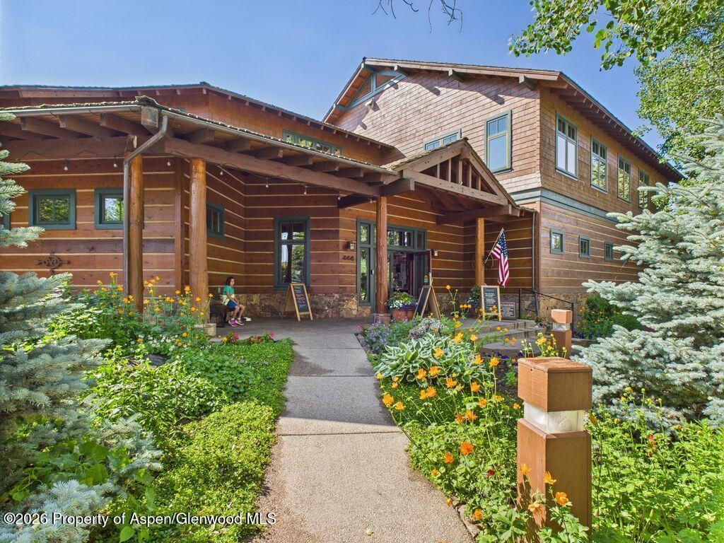 1264 Crystal Bluffs Loop Carbondale CO 81623