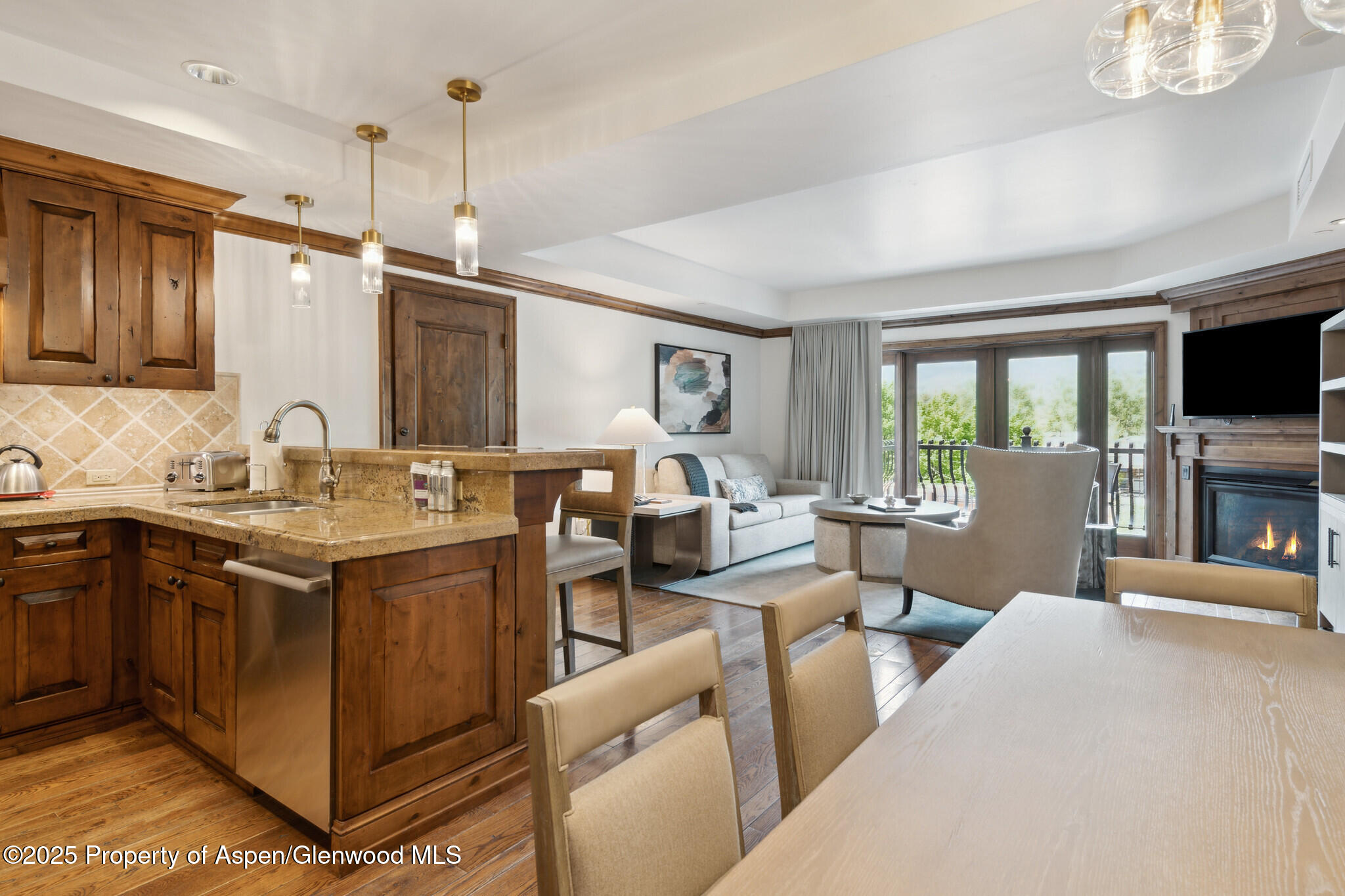 415 E Dean St., Unit 15, Week 33 Aspen CO 81611