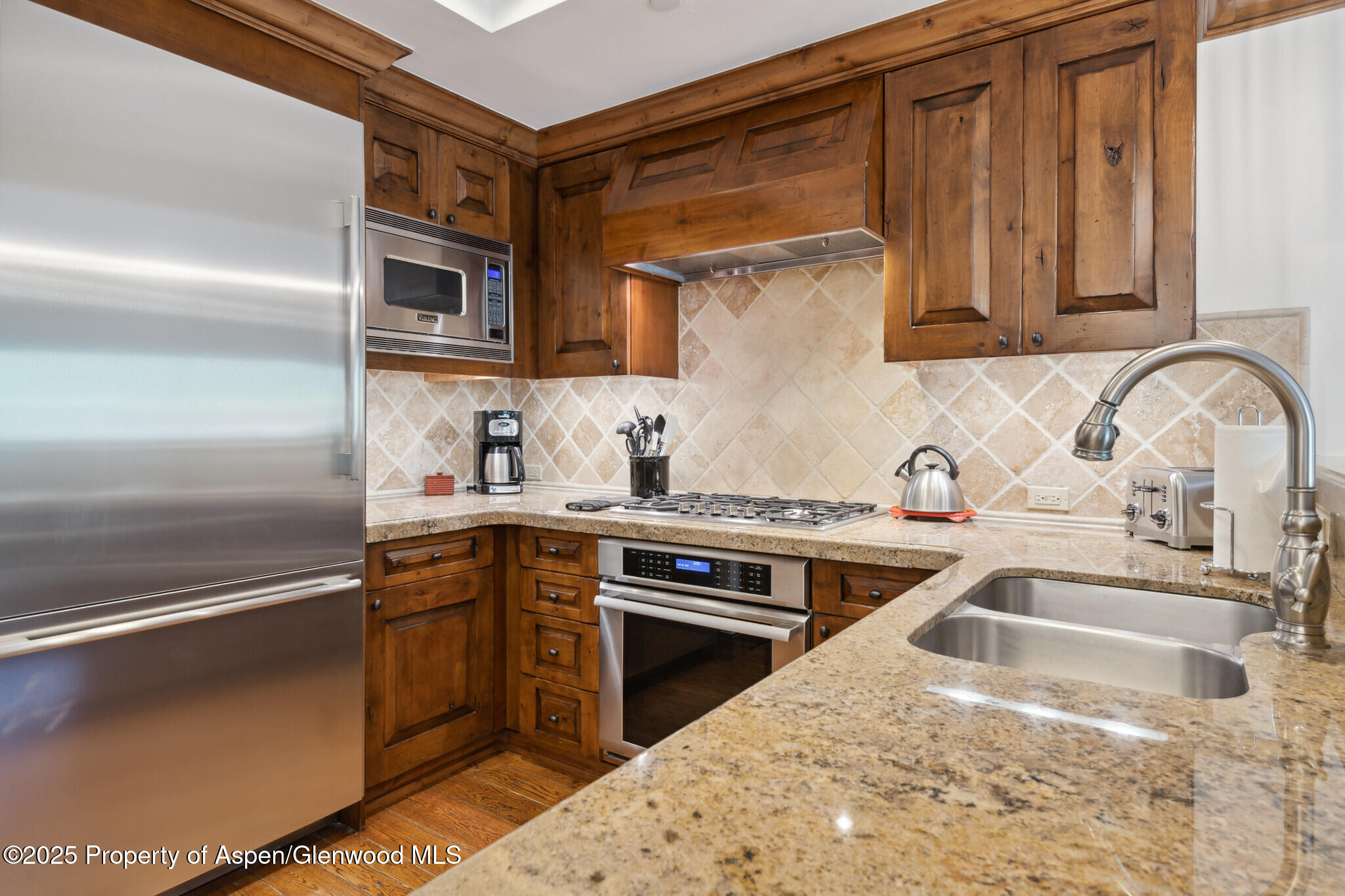 415 E Dean St., Unit 15, Week 33 Aspen CO 81611