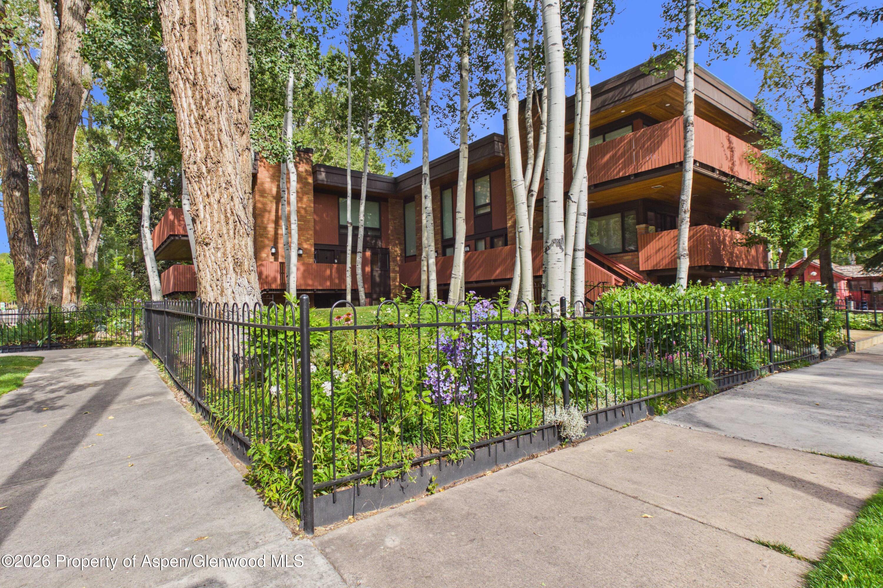 400 W Hopkins Avenue Aspen CO 81611