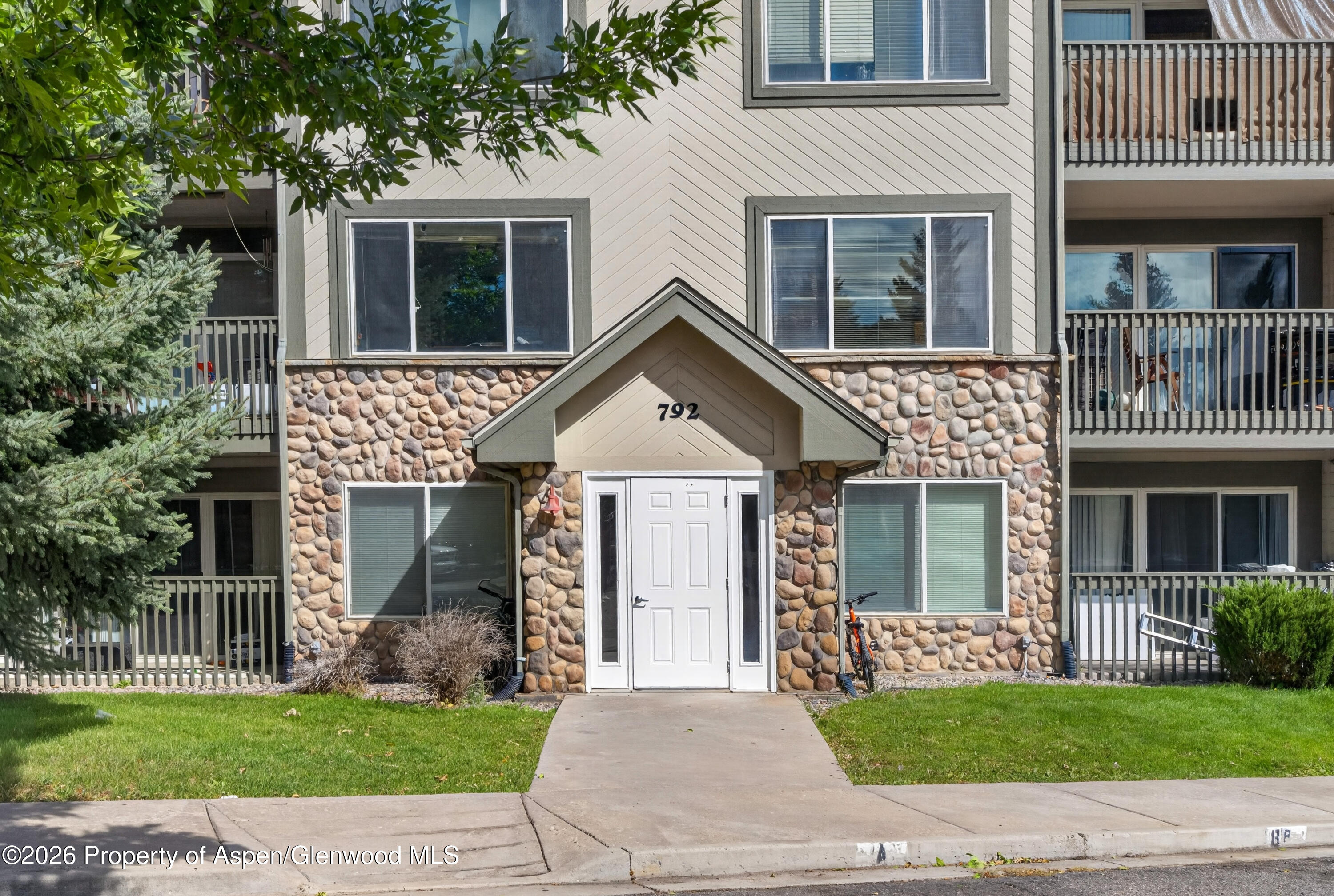 792 Castle Valley Boulevard New Castle CO 81647