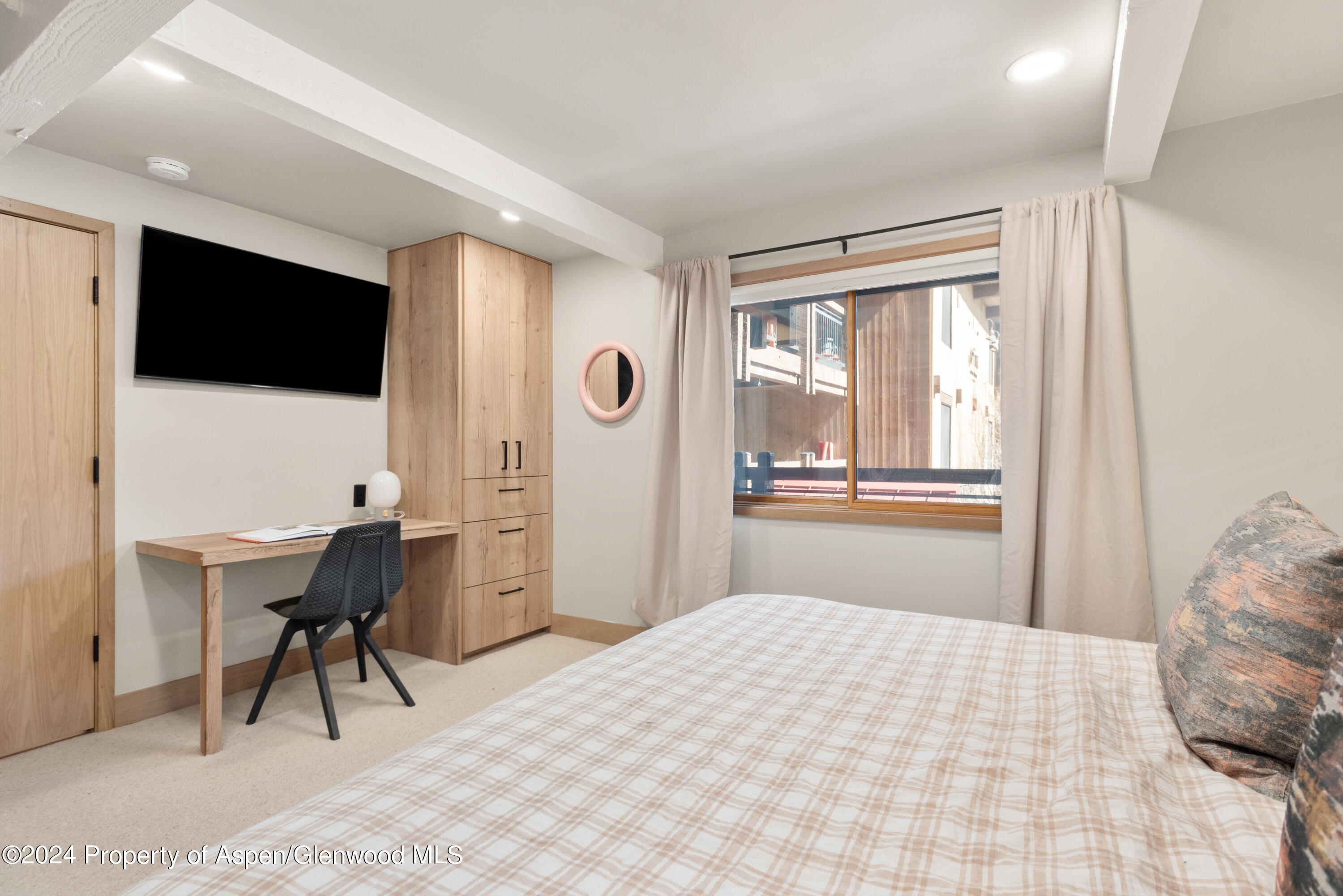 131 E Durant Avenue Aspen CO 81611