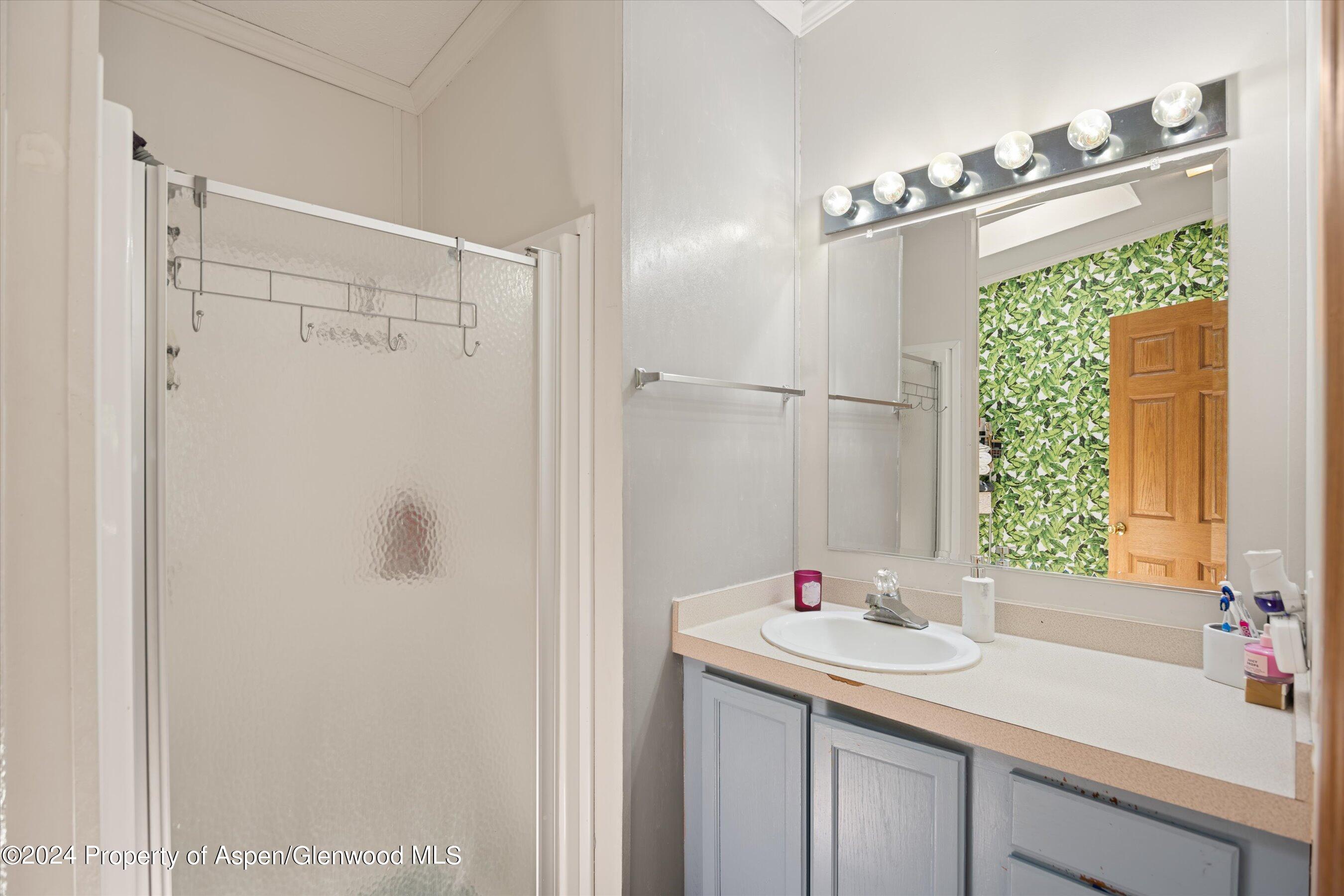 547 Park Avenue Rifle CO 81650