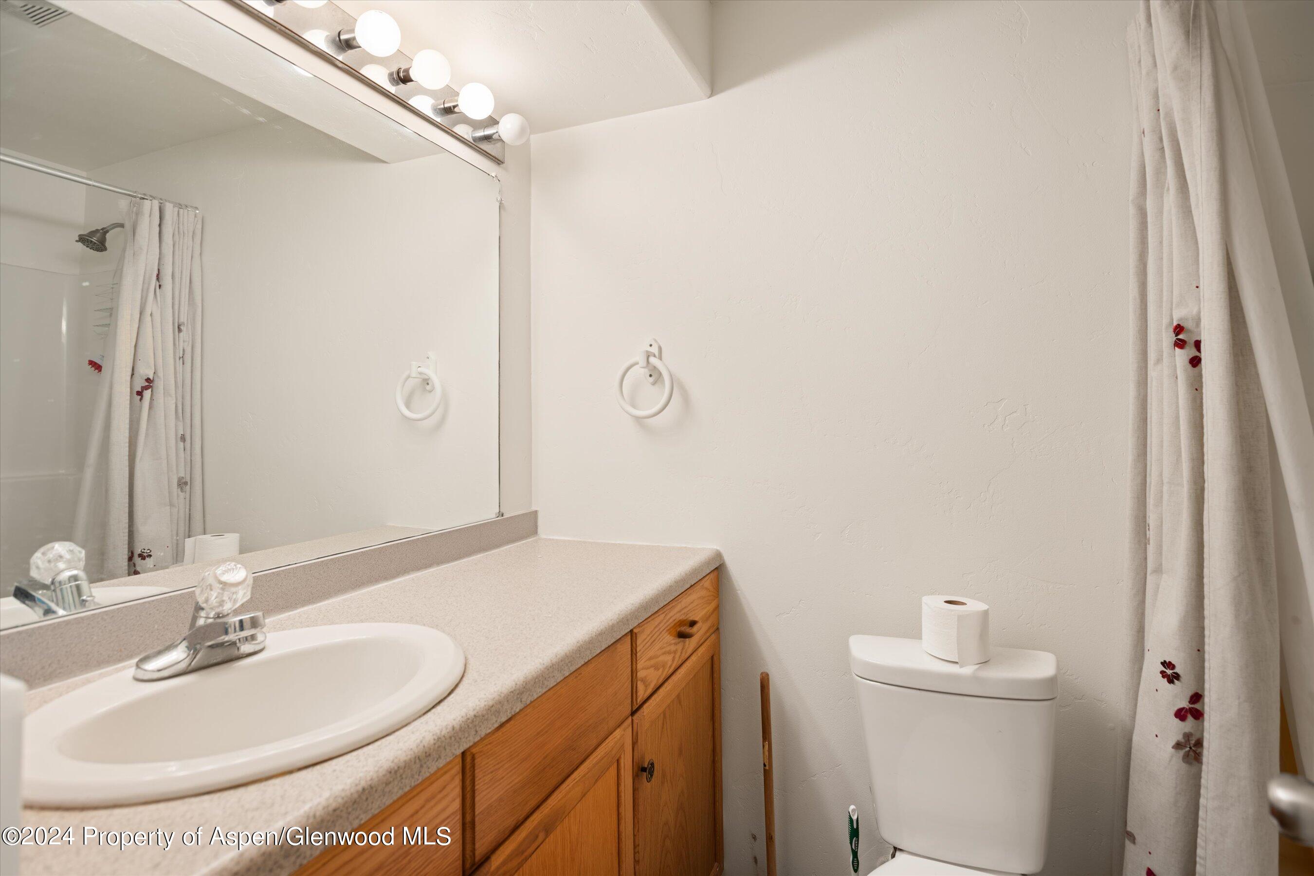 547 Park Avenue Rifle CO 81650