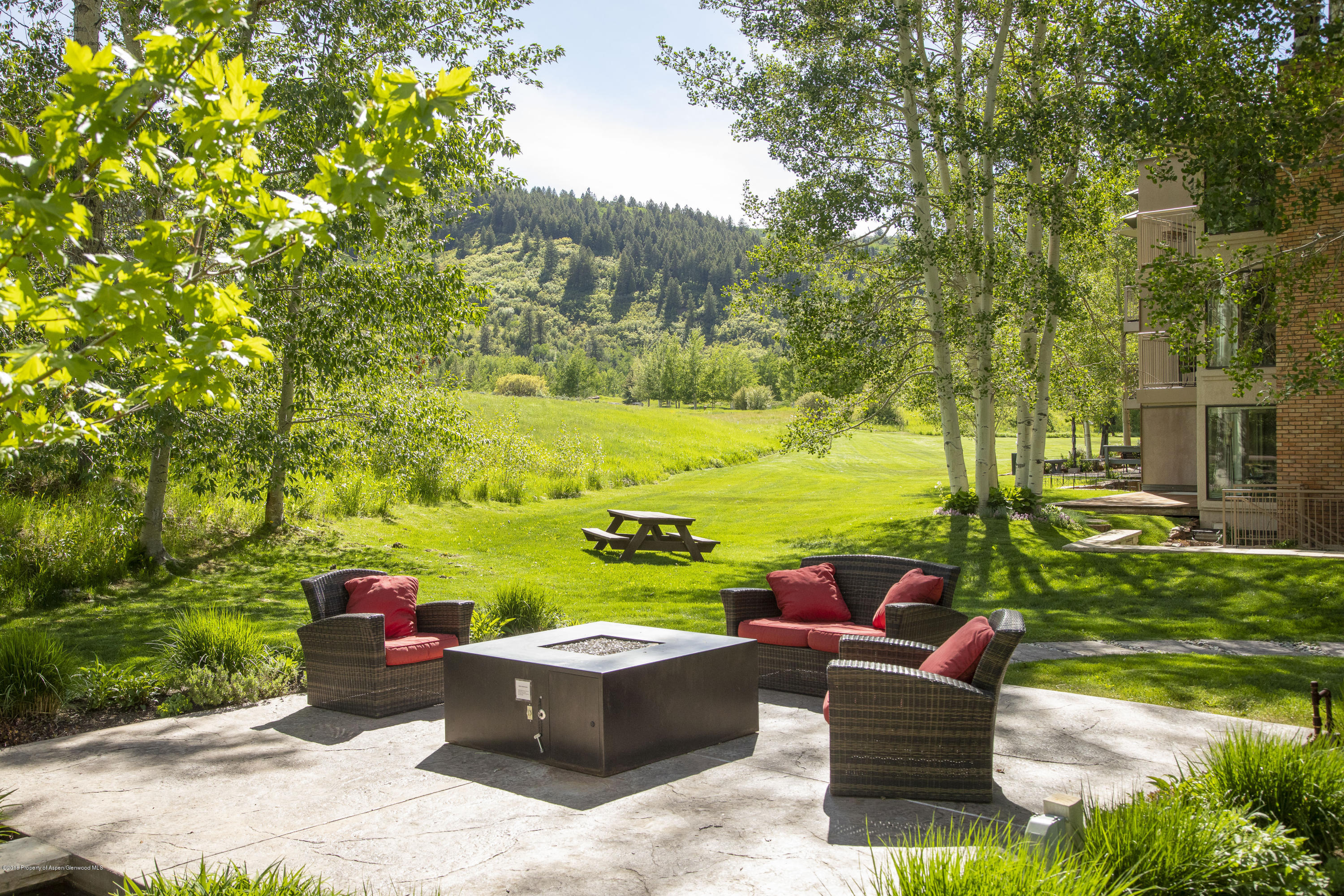 39060 Highway 82 Aspen CO 81611