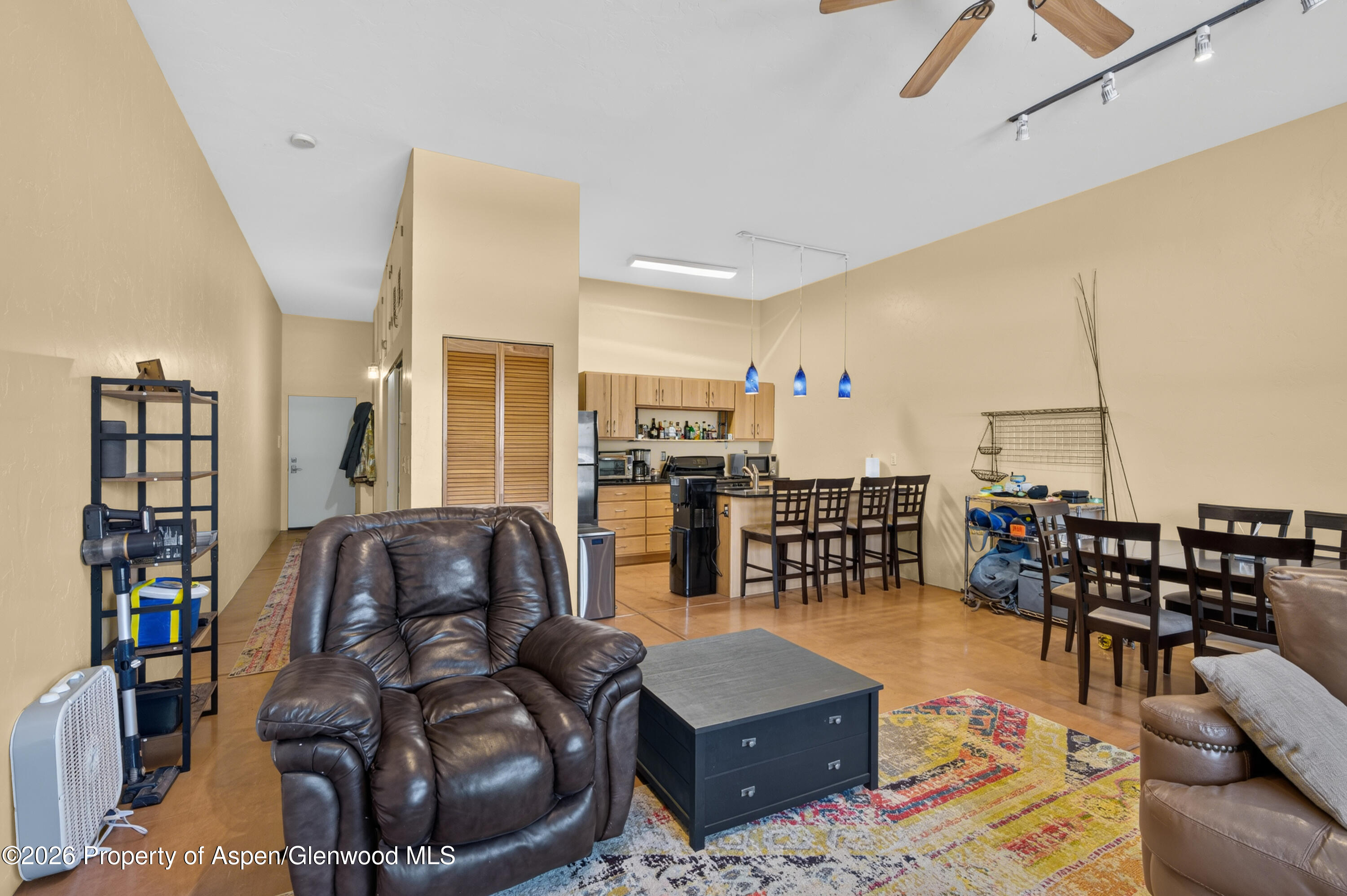 386 W Main Street New Castle CO 81647
