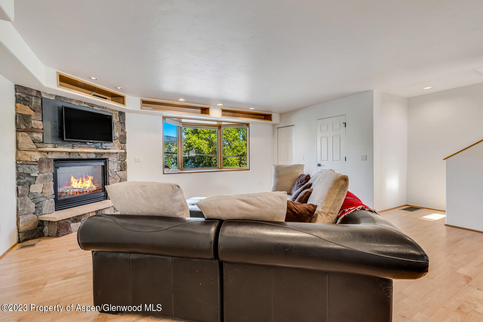 62 N 8th Street Carbondale CO 81623