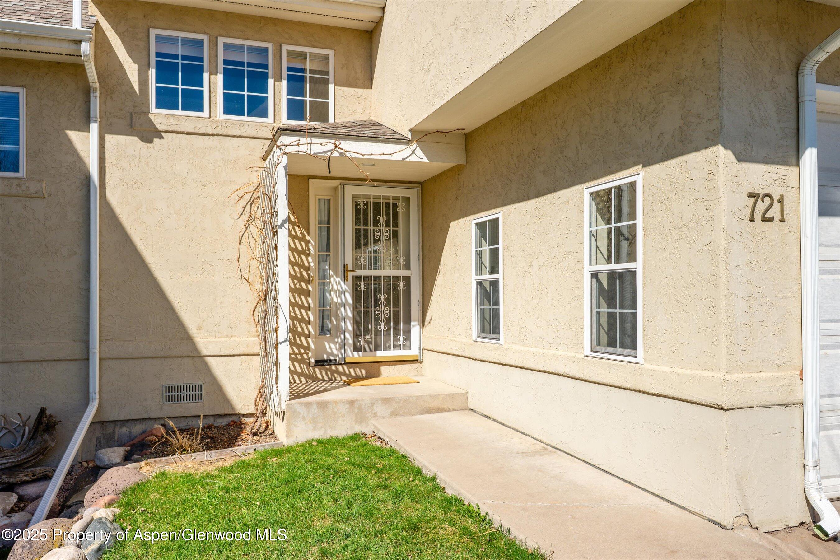 721 Pine Court New Castle CO 81647
