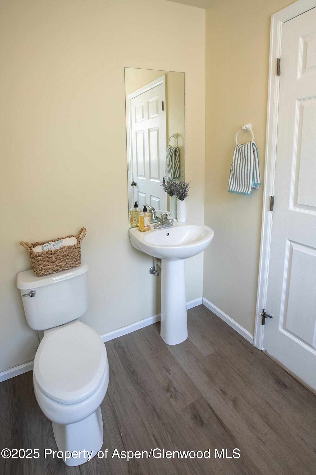 2469 Pine Lane Rifle CO 81650