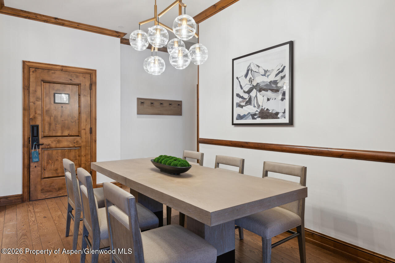 415 E Dean St, Unit 5, Week 5 Aspen CO 81611