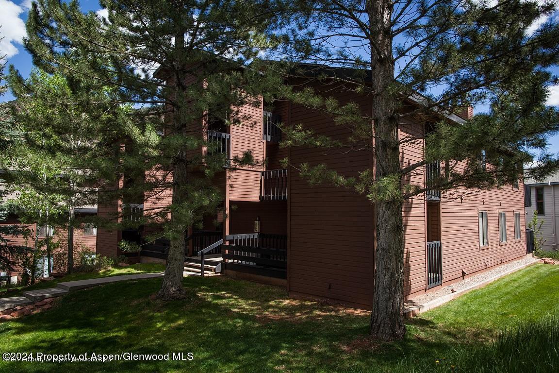 2824 Hager Lane Glenwood Springs CO 81601