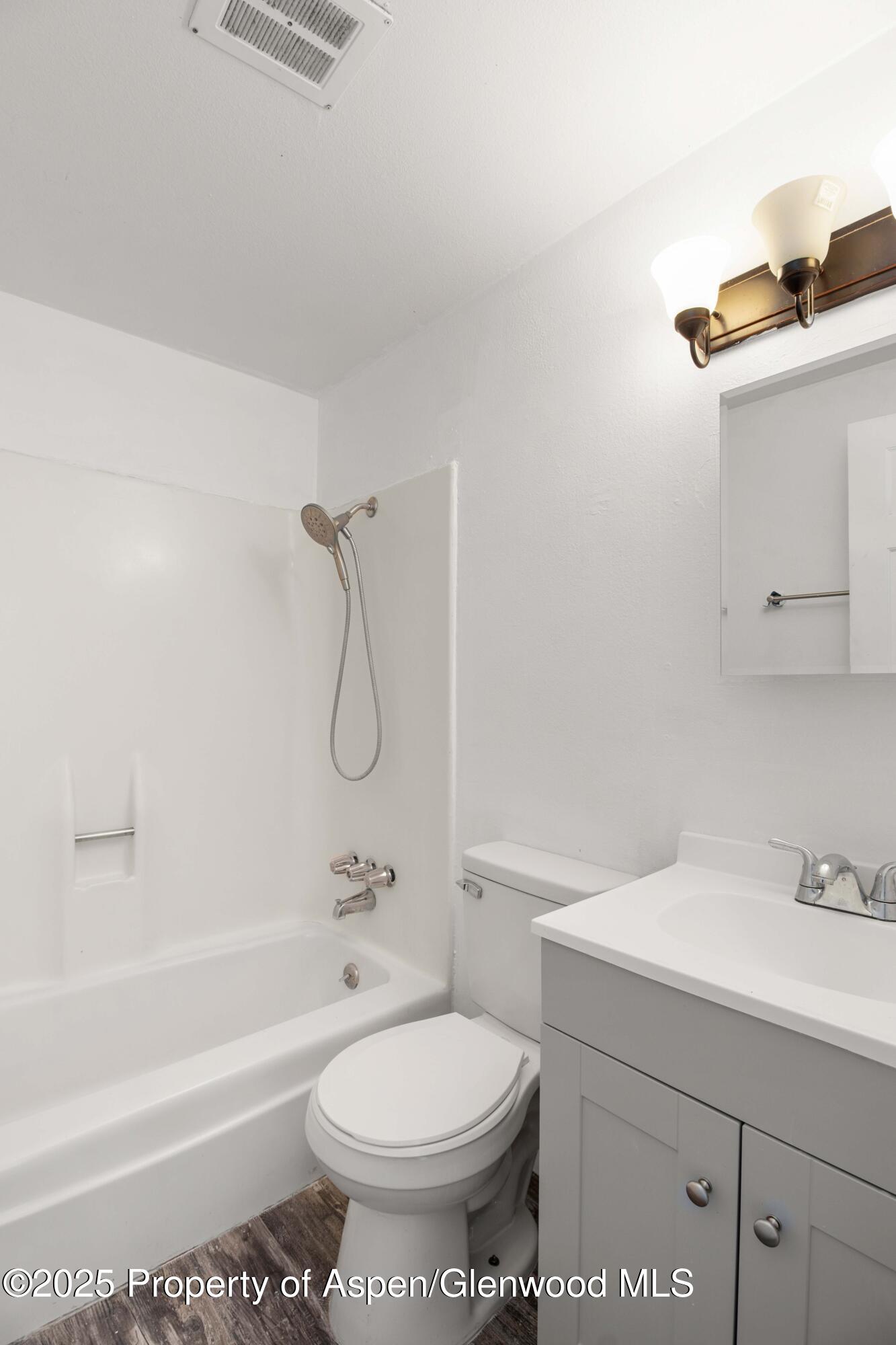 712 E 3rd Street Rifle CO 81650