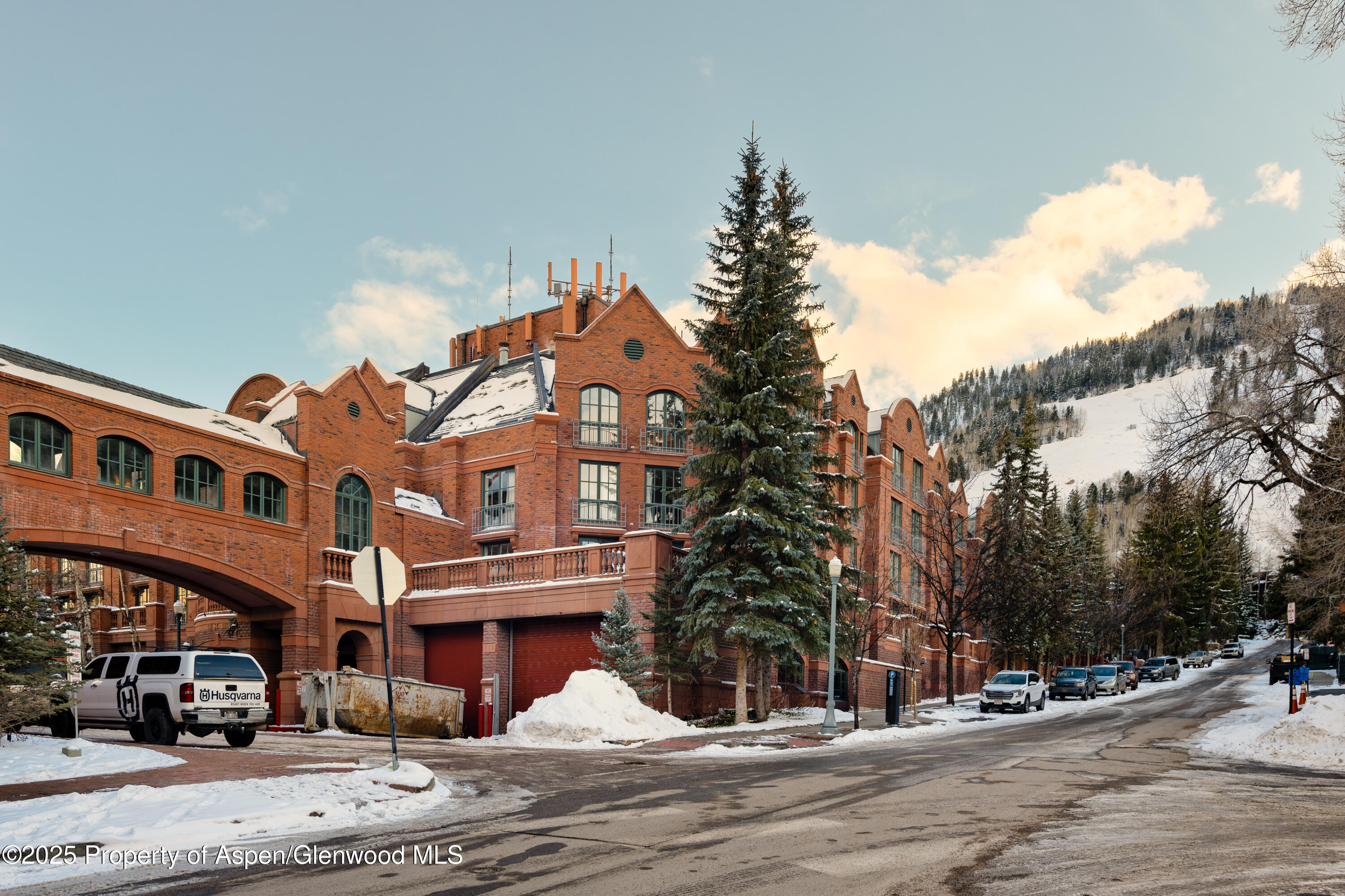 315 E Dean Street Aspen CO 81611