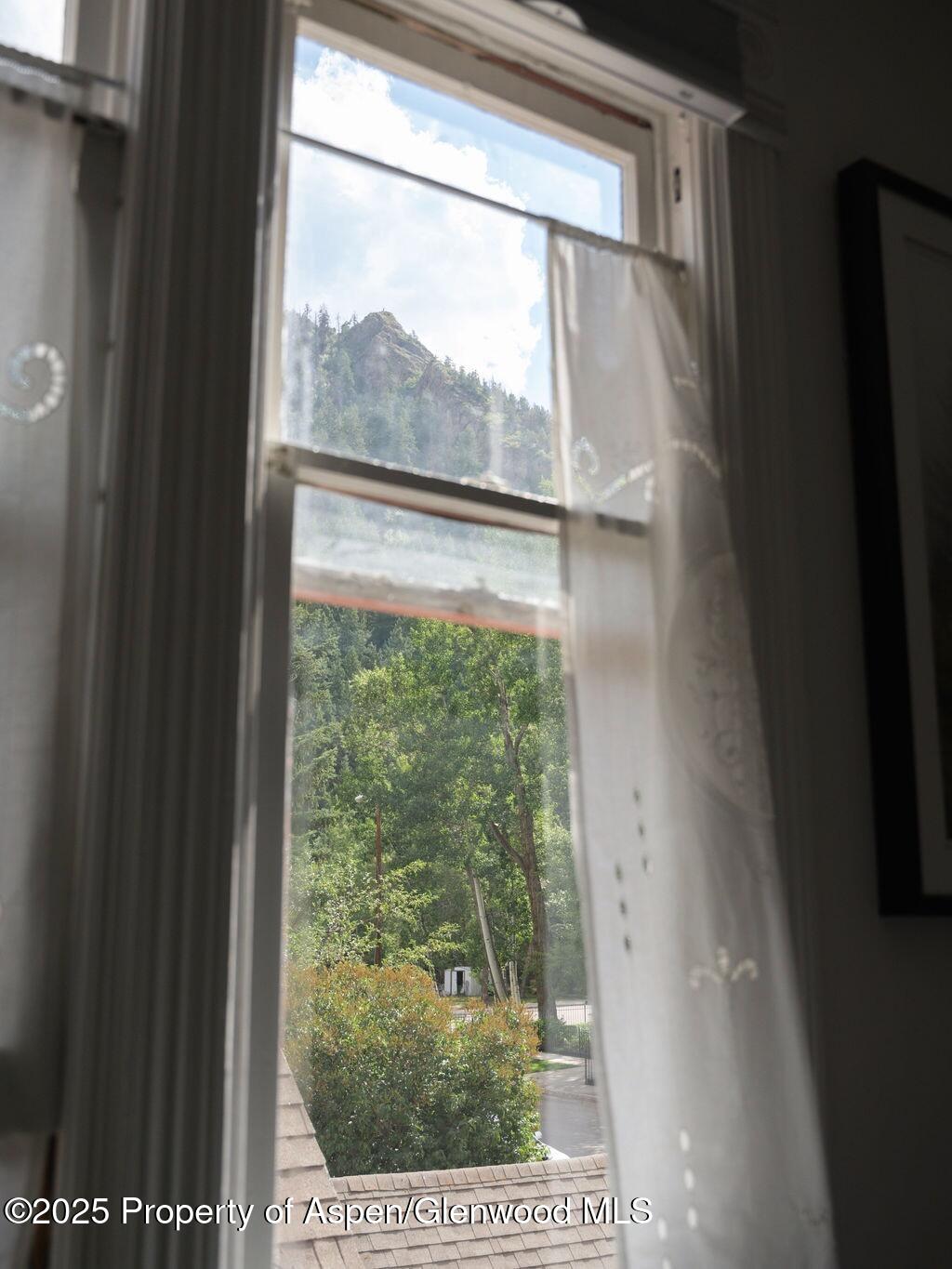 333 W Main Street Aspen CO 81611