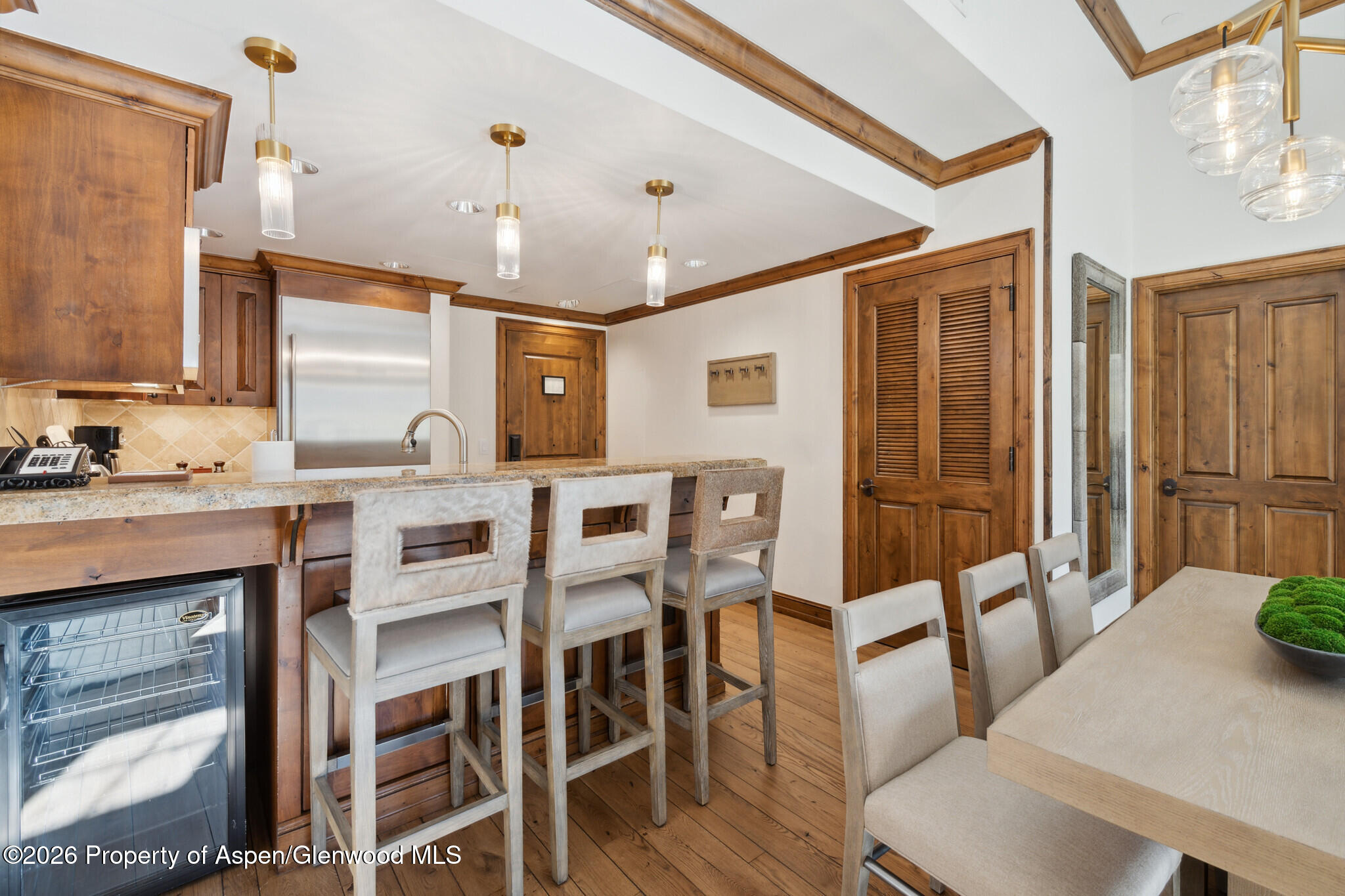 415 E Dean St, Unit 32, Week 10 Aspen CO 81611