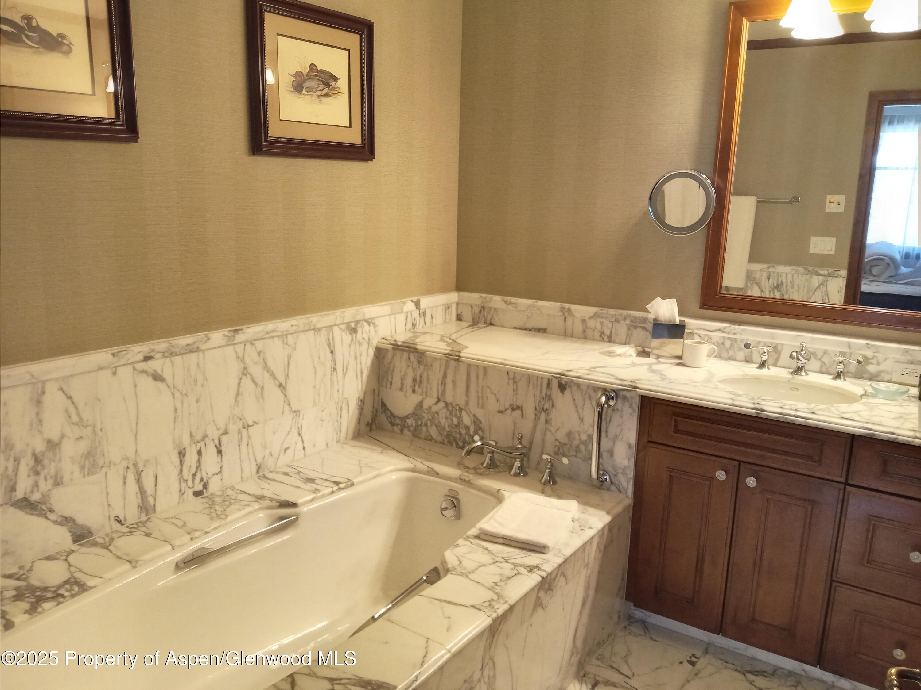 0075 Prospector Road Aspen CO 81611