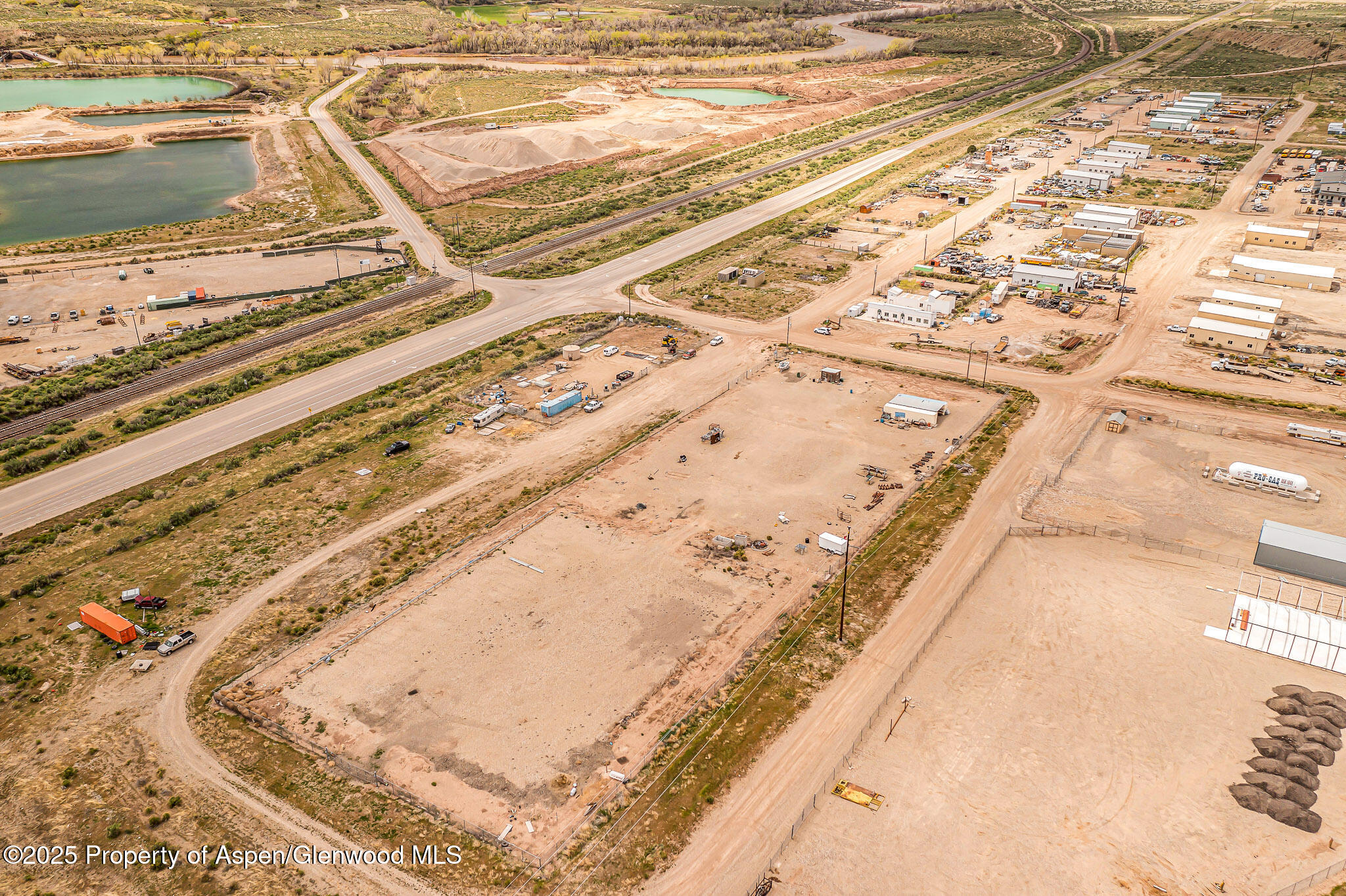 409 Mosher Parachute CO 81635