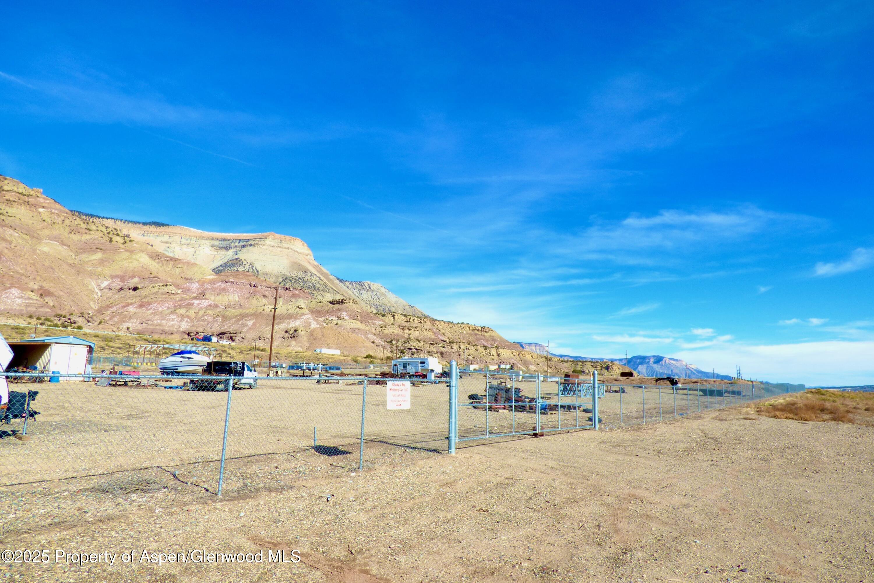 409 Mosher Parachute CO 81635