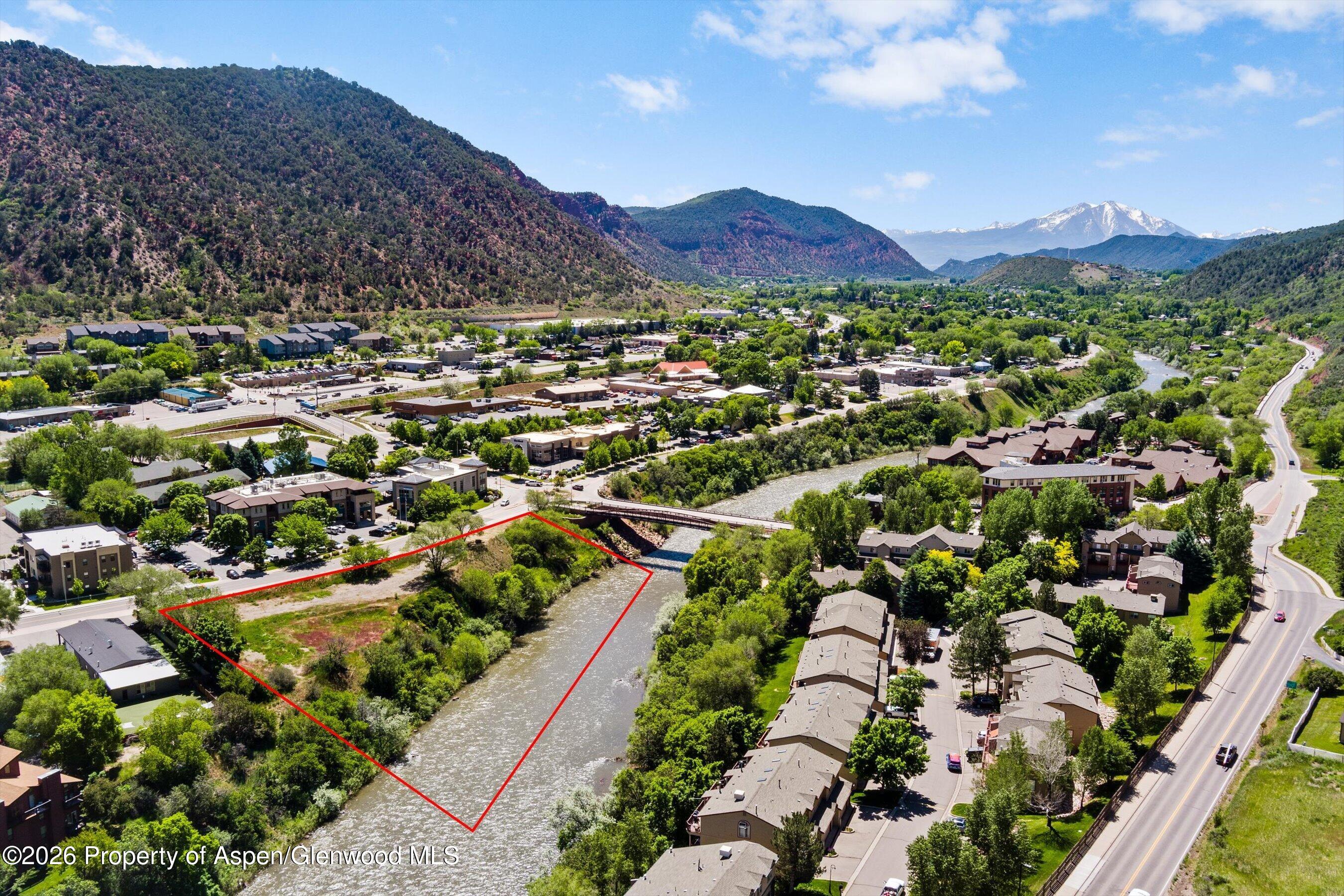 Glenwood Springs CO, 2525 S Grand Avenue