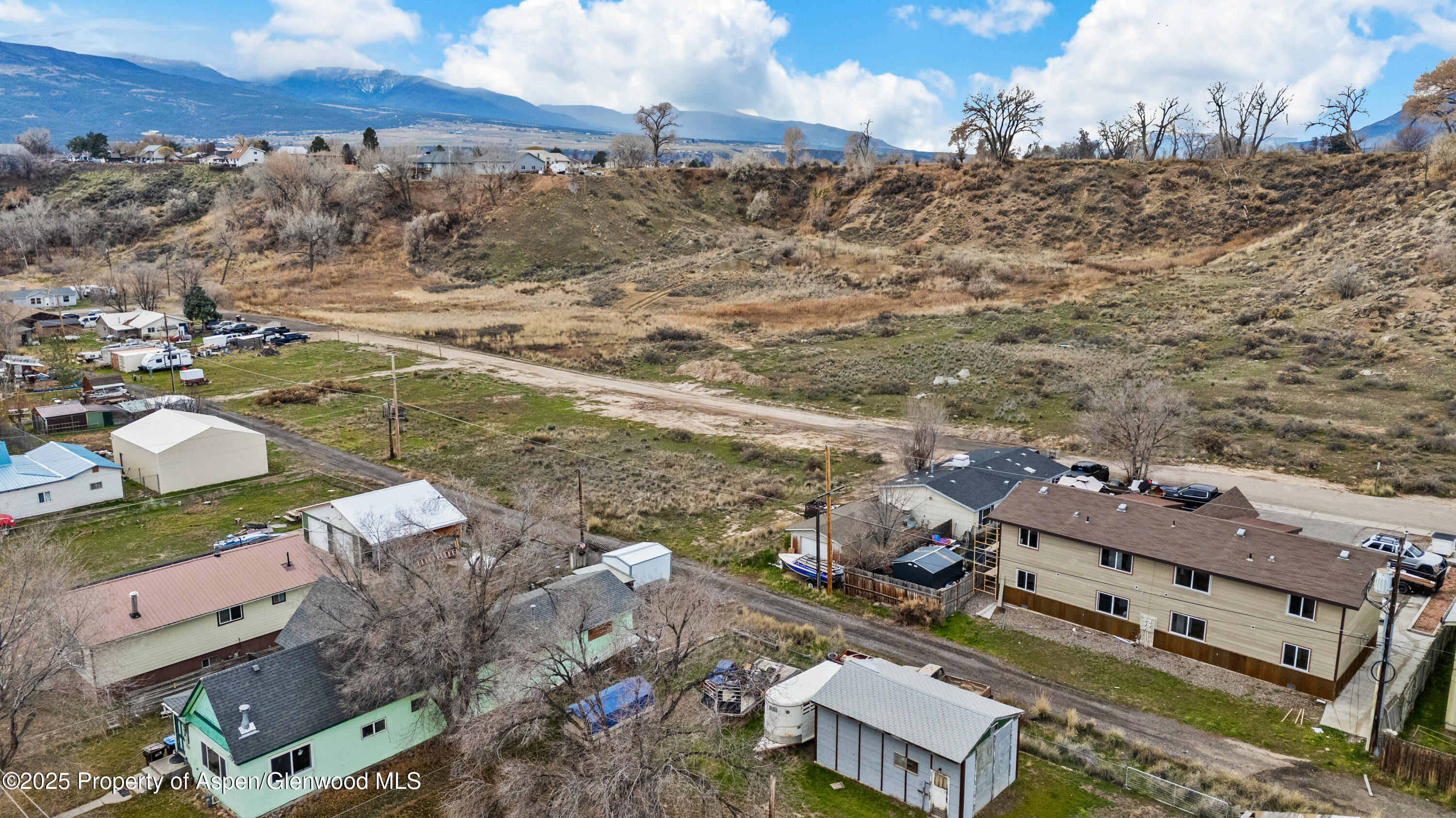 988 Stillwell Avenue Rifle CO 81650