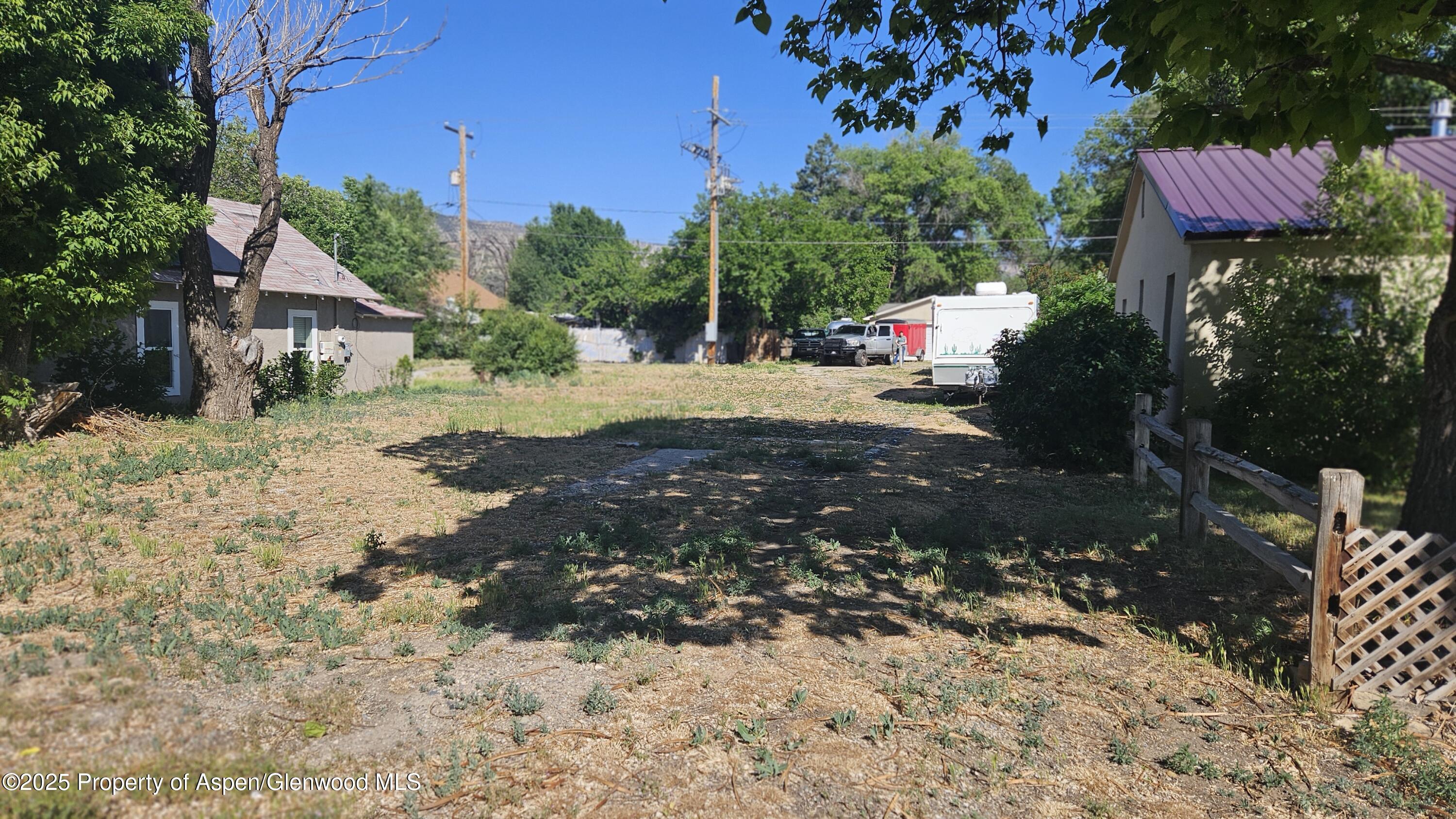 Parachute CO, 136 E 1st Street