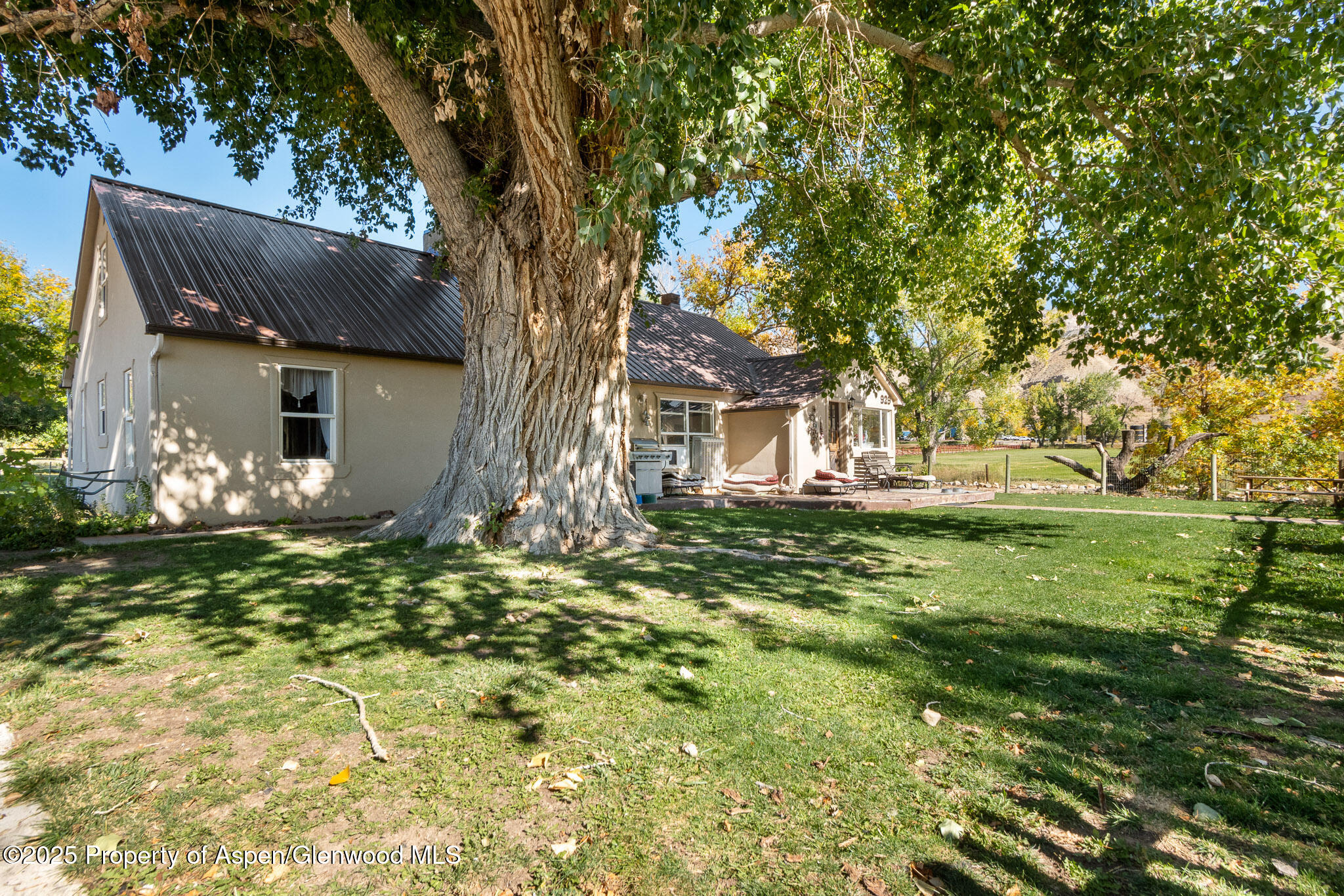 929 County Road 215 Parachute CO 81635