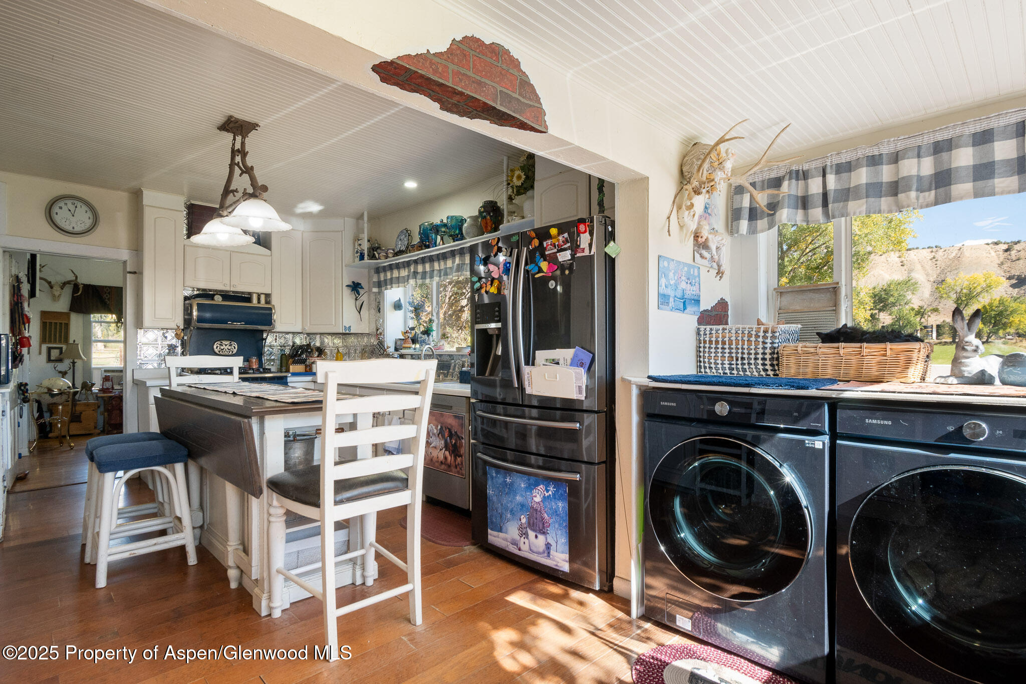 929 County Road 215 Parachute CO 81635