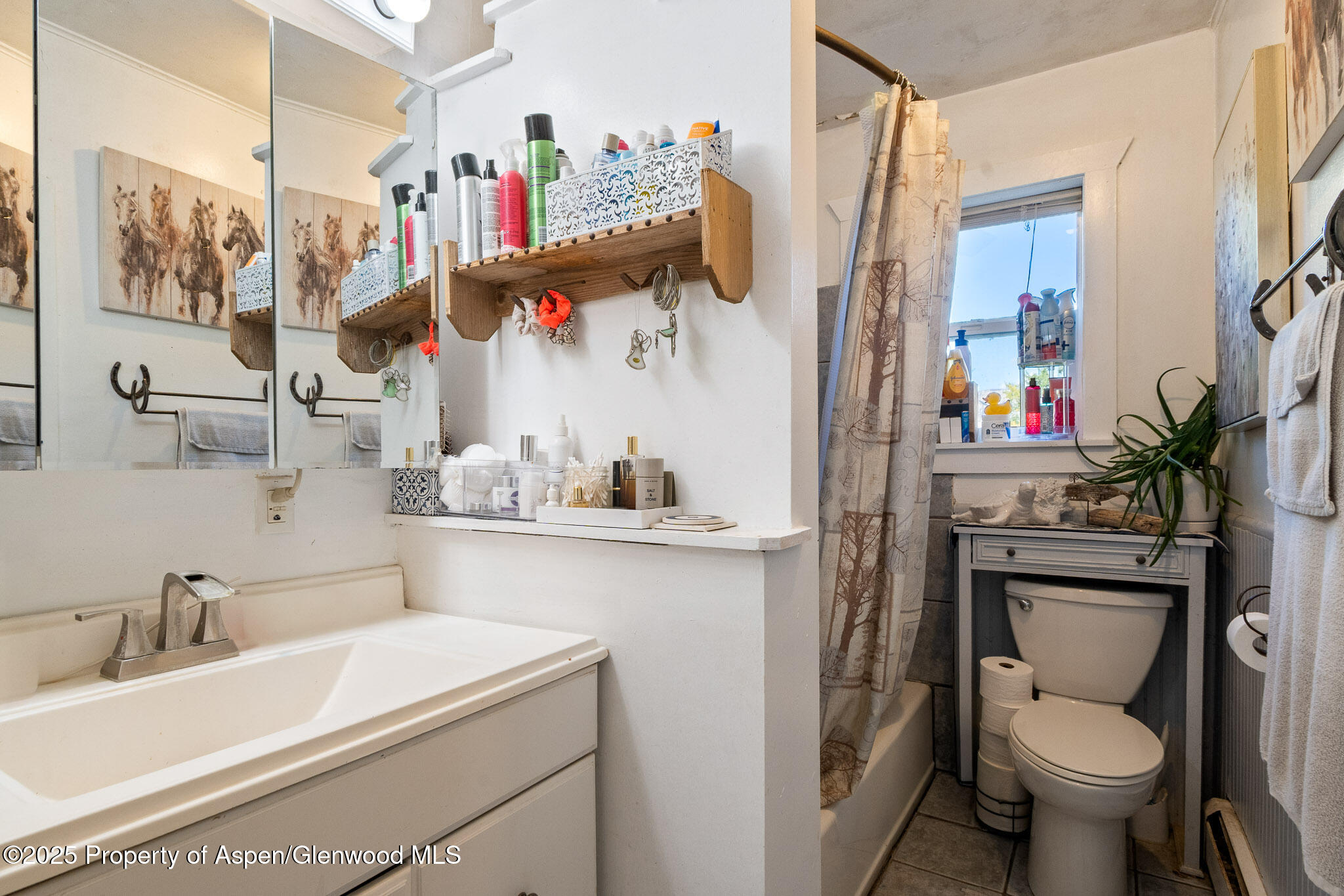 929 County Road 215 Parachute CO 81635