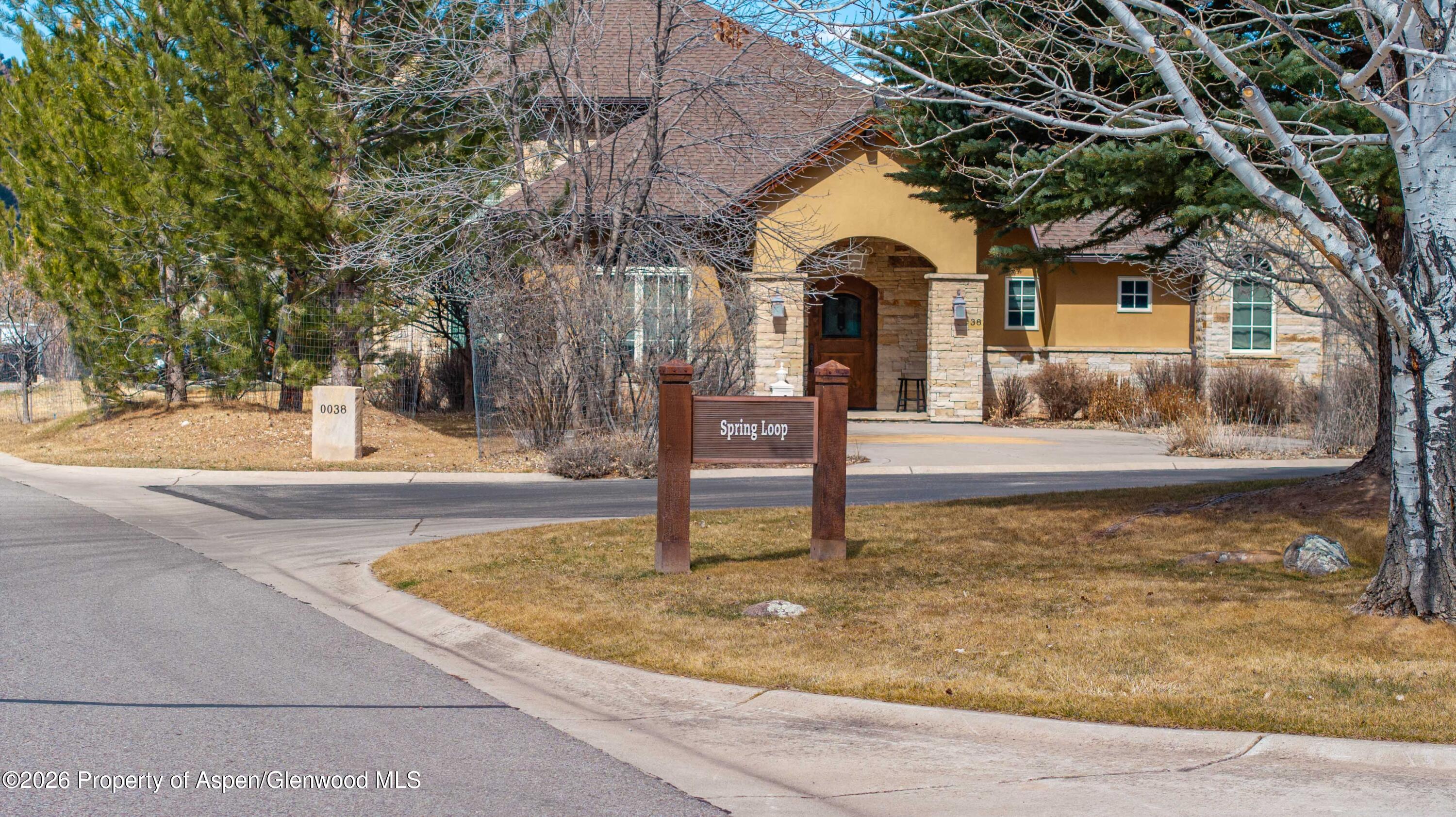 28 Spring Loop Carbondale CO 81623