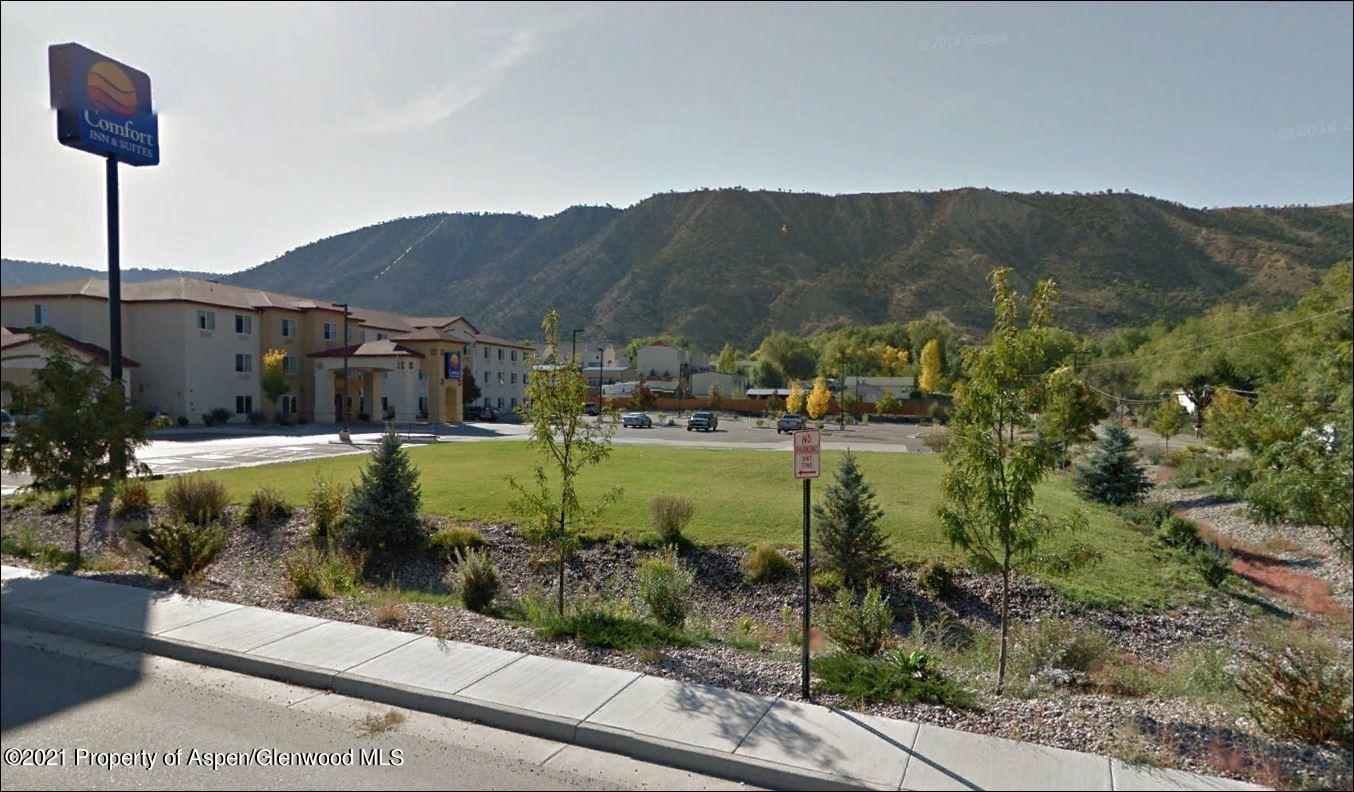 325 S 7th Street Rifle CO 81650