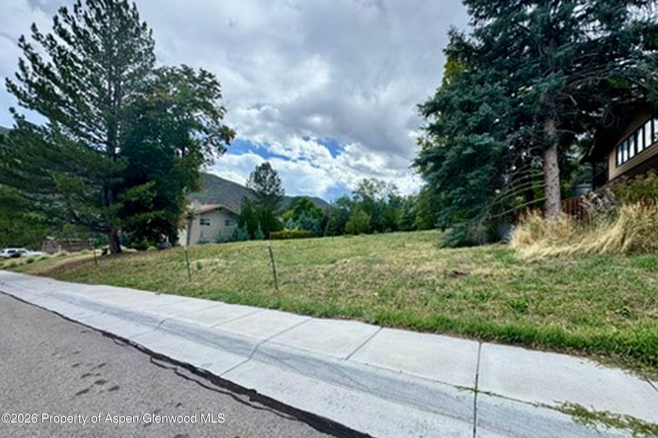 516 W 12th Street Glenwood Springs CO 81601