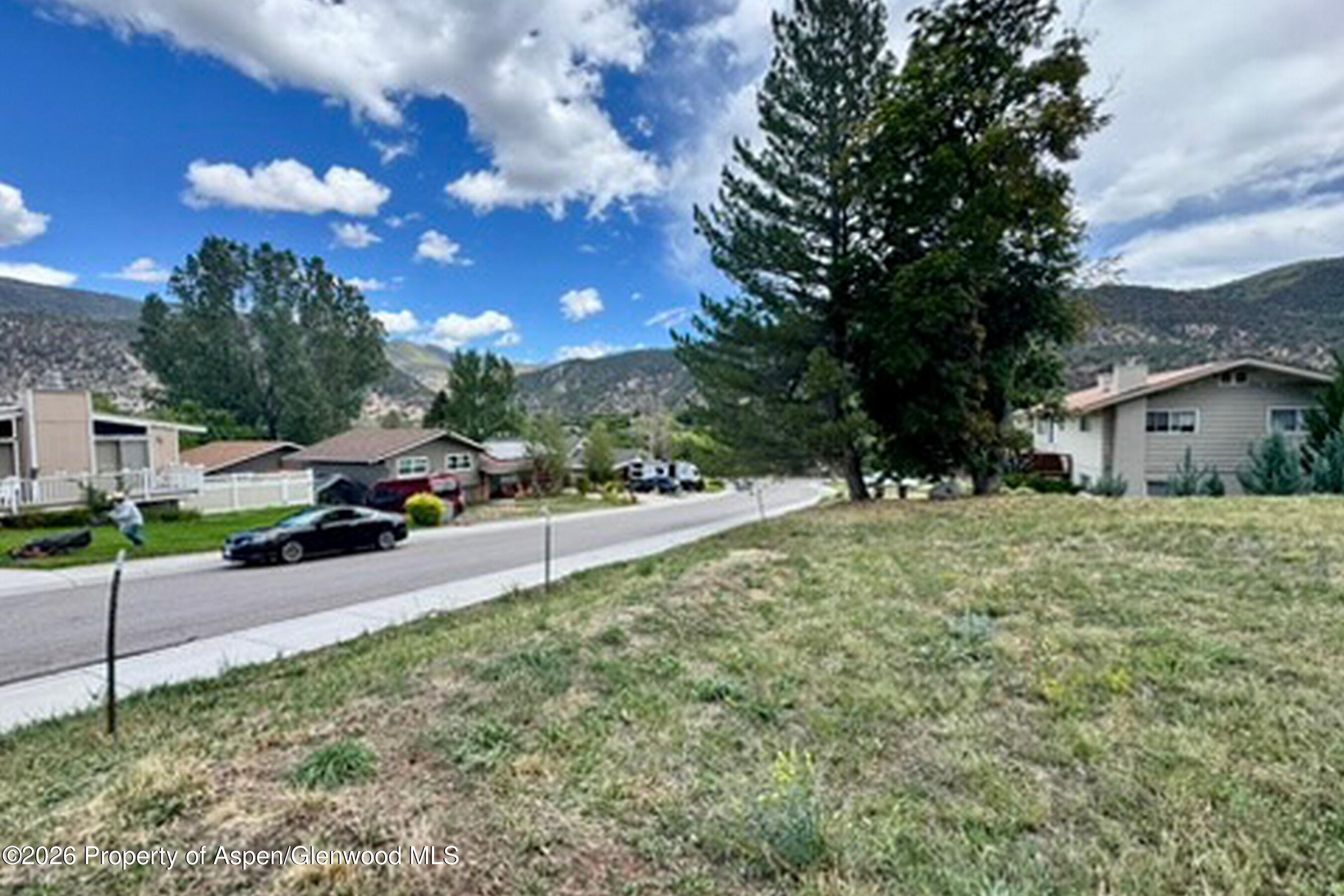 516 W 12th Street Glenwood Springs CO 81601