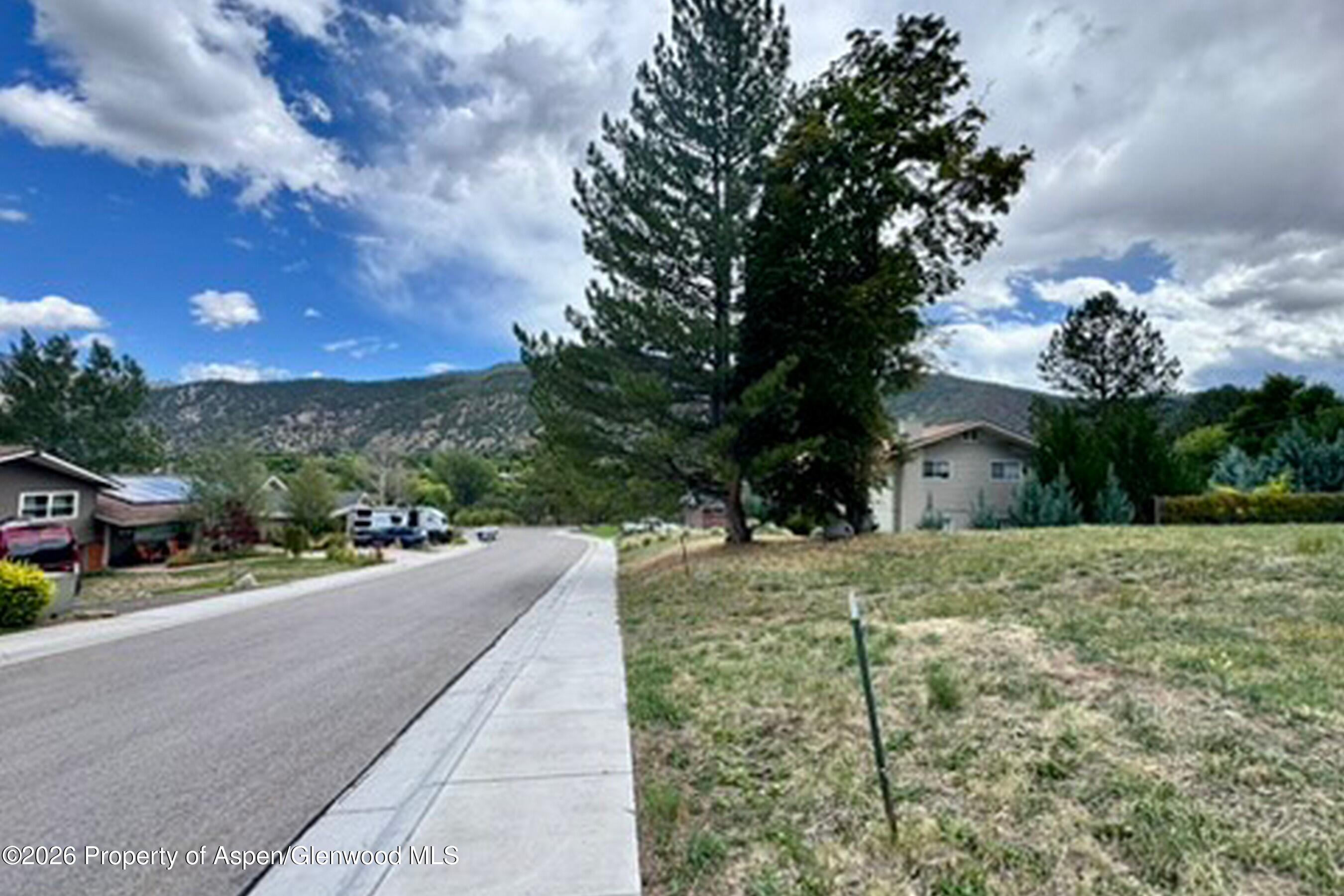516 W 12th Street Glenwood Springs CO 81601