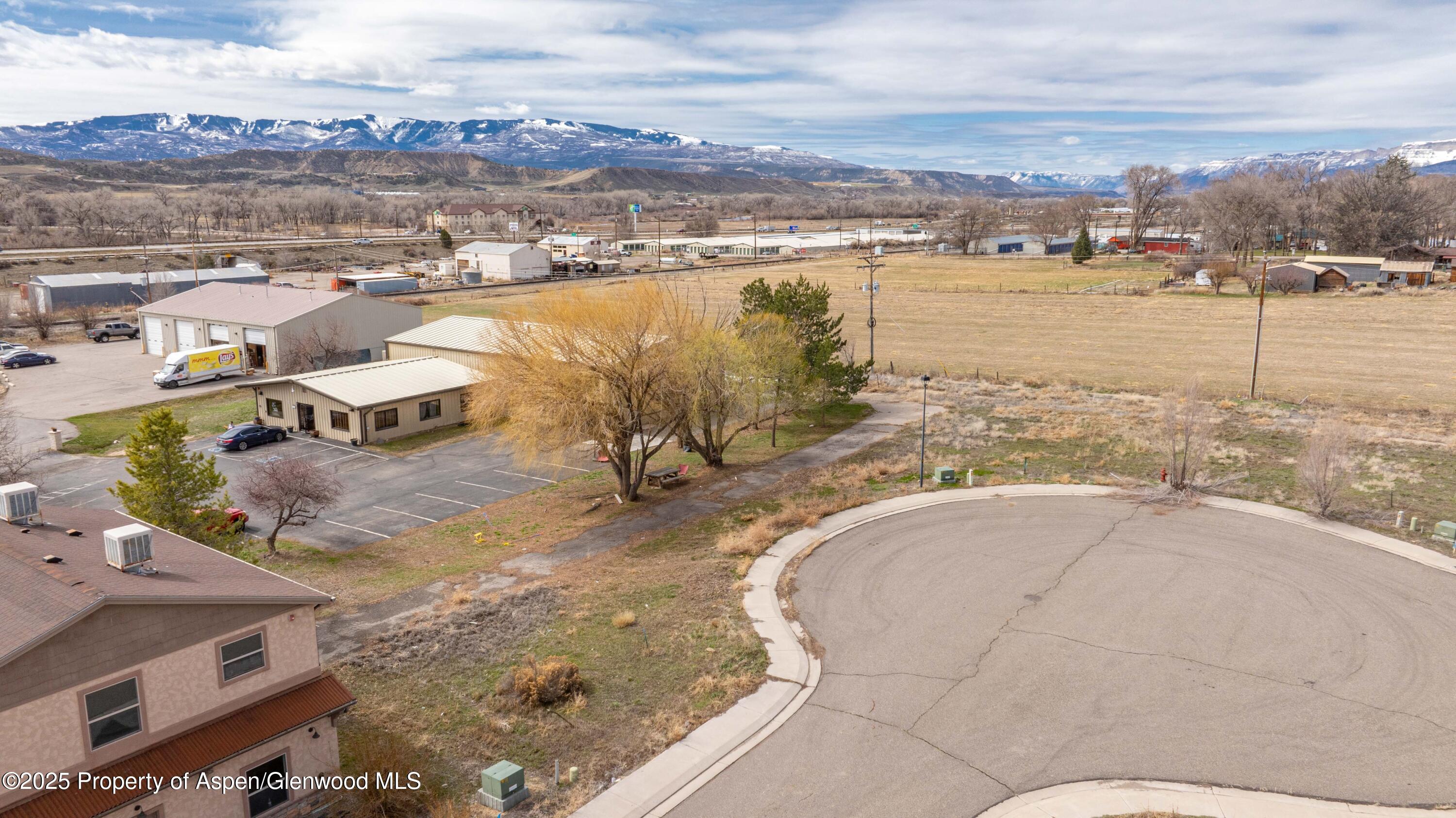 1813 Silver Spur Silt CO 81652