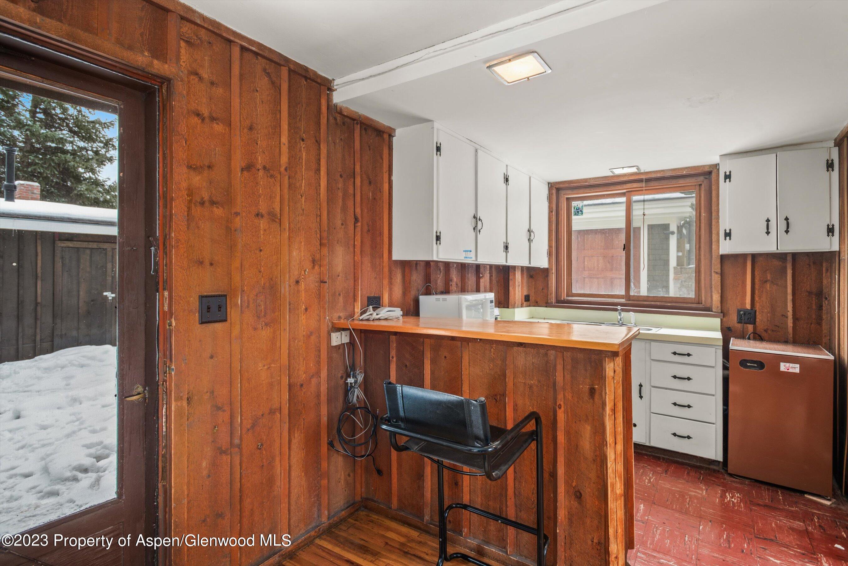 327 W Hallam Street Aspen CO 81611