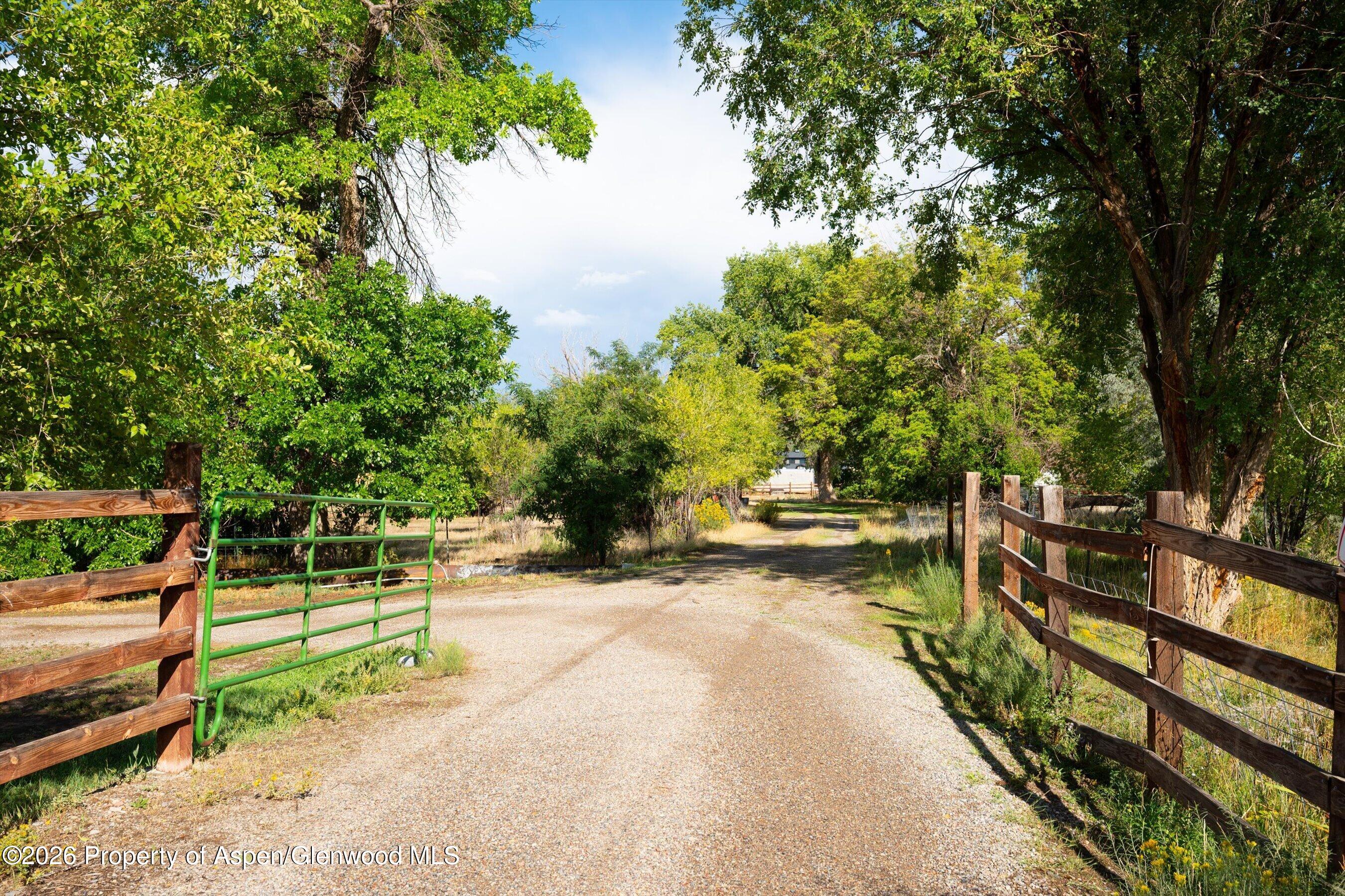 1117 & 117 County Road 335 Silt CO 81652