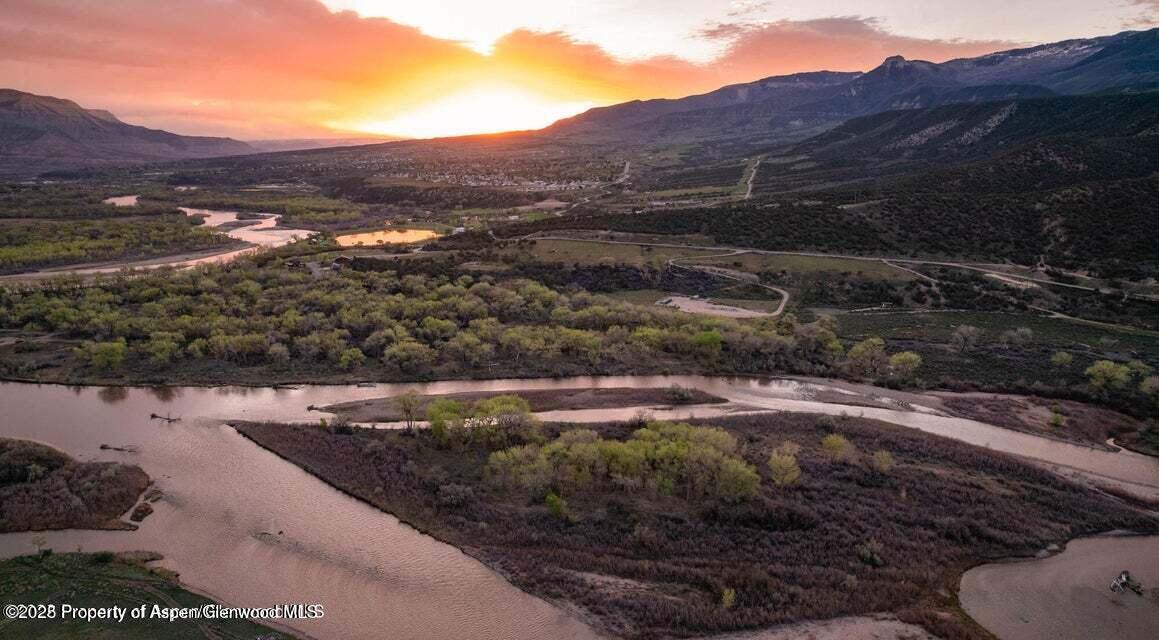 TBD#1 Cr 300 (Stone Quarry Road) Parachute CO 81635