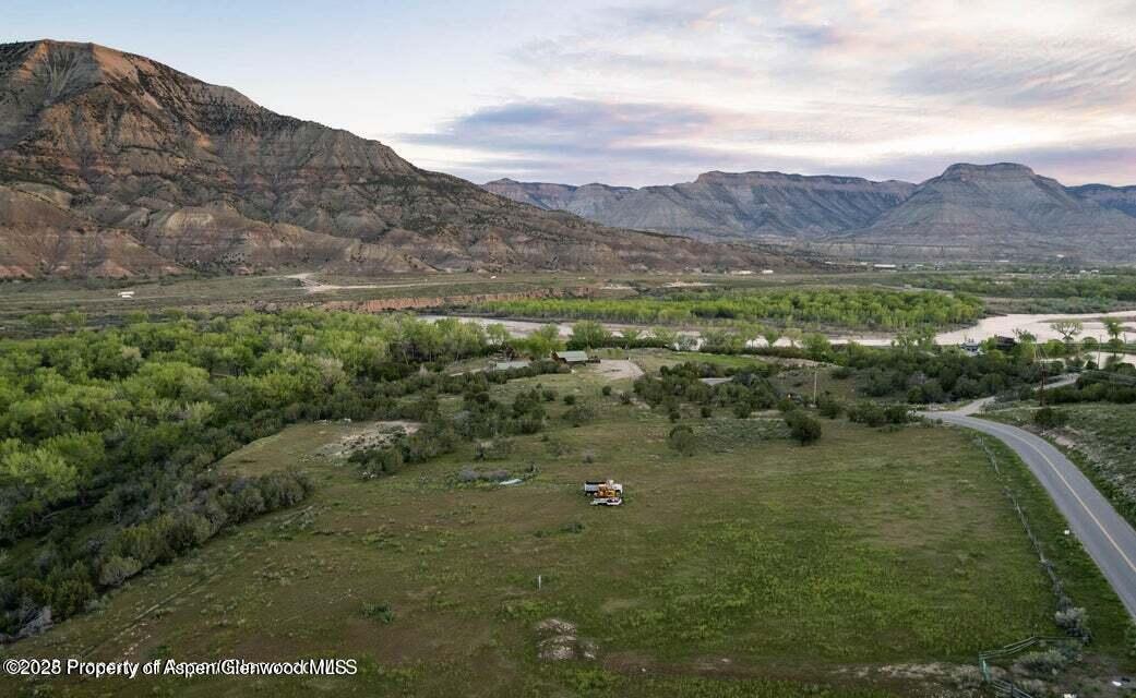TBD#1 Cr 300 (Stone Quarry Road) Parachute CO 81635