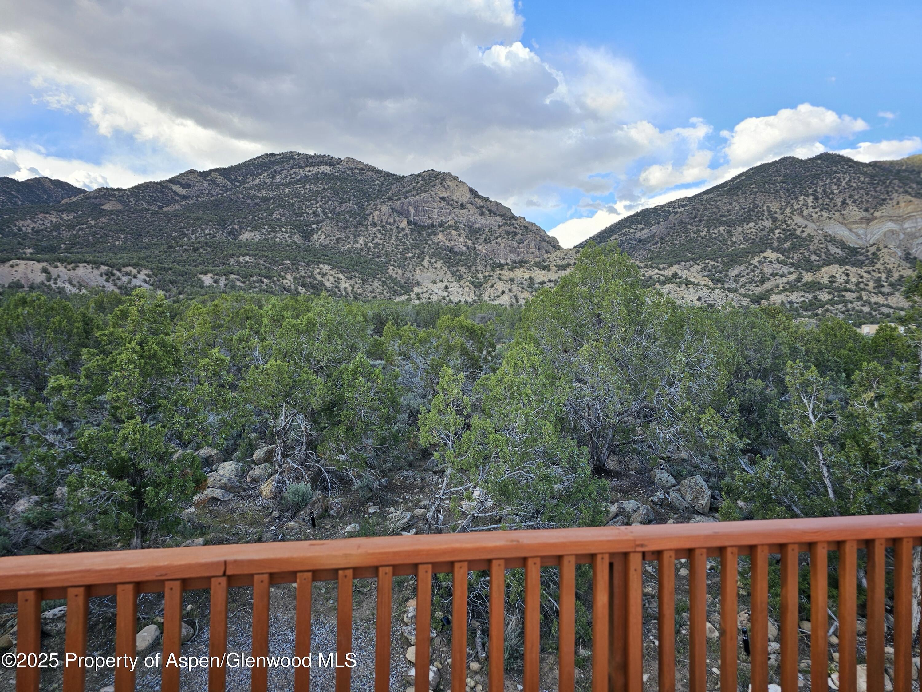 Tract 3 Scutter Lane Rifle CO 81650