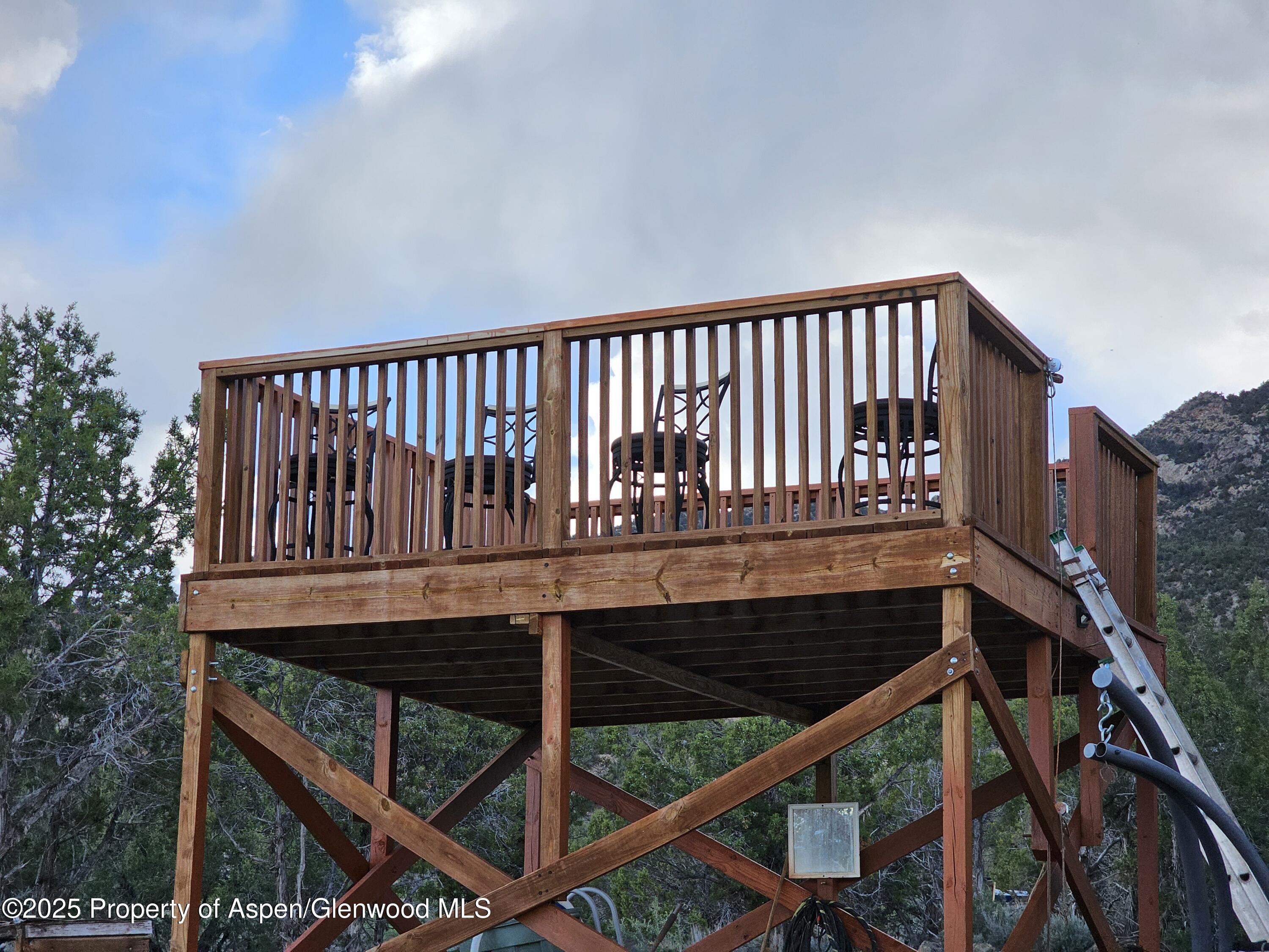 Tract 3 Scutter Lane Rifle CO 81650