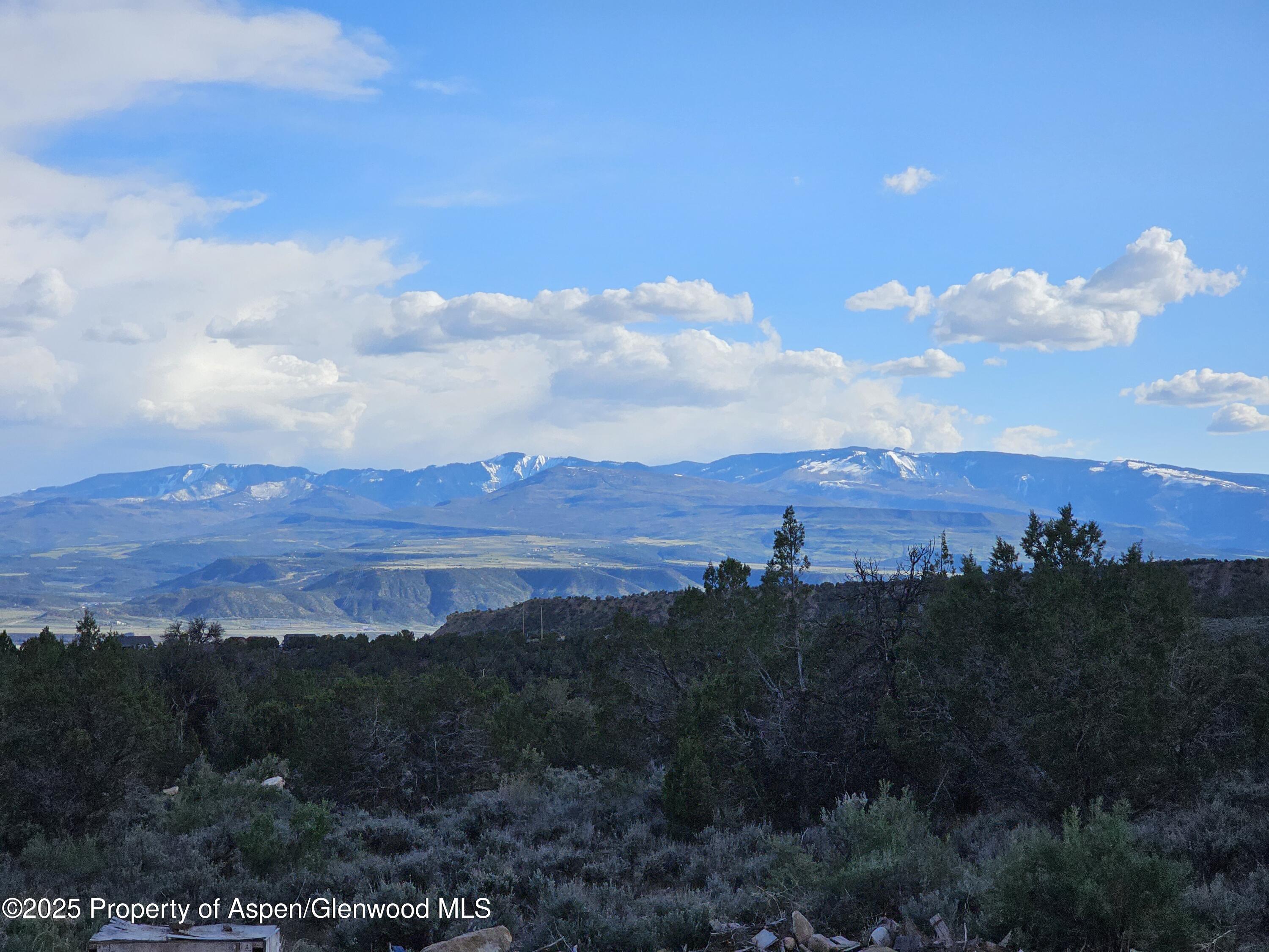 Tract 3 Scutter Lane Rifle CO 81650