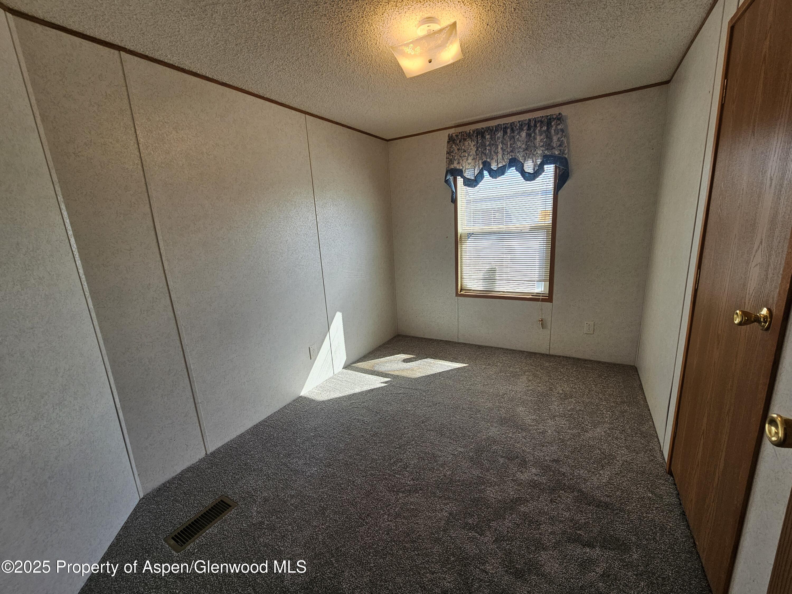 200 W 20th Street Rifle CO 81650