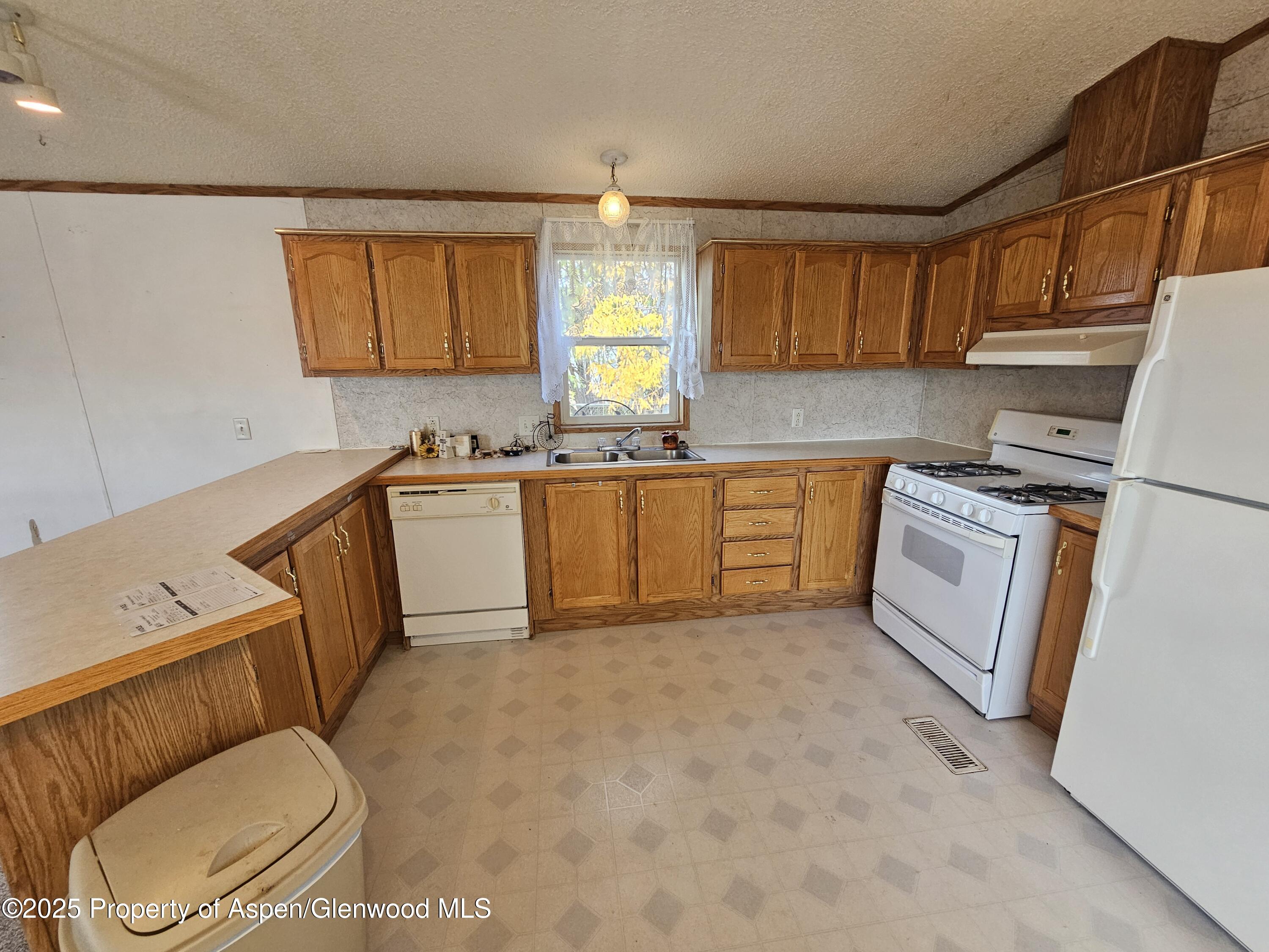 200 W 20th Street Rifle CO 81650