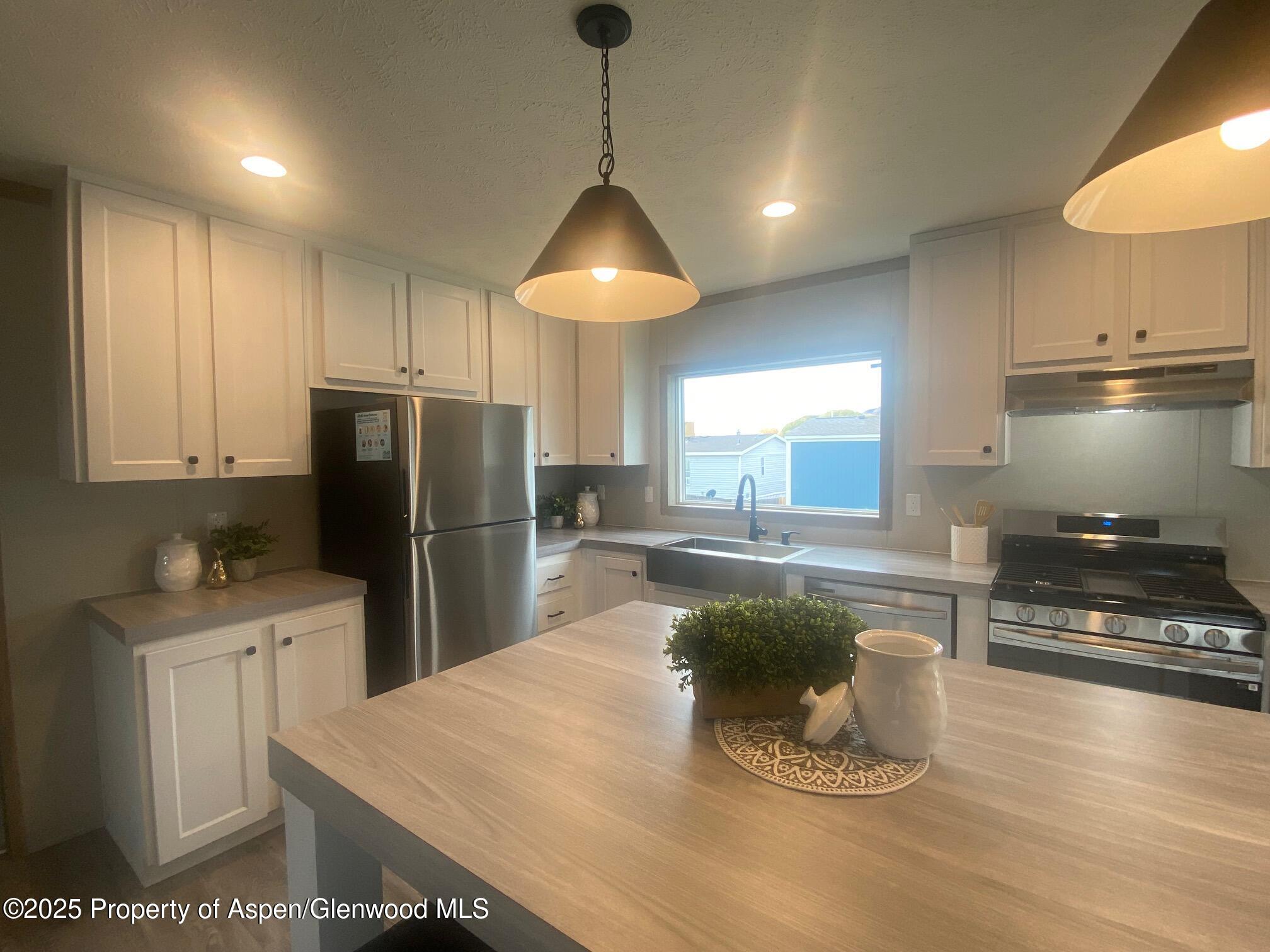 16 Bent Creek Circle Parachute CO 81635