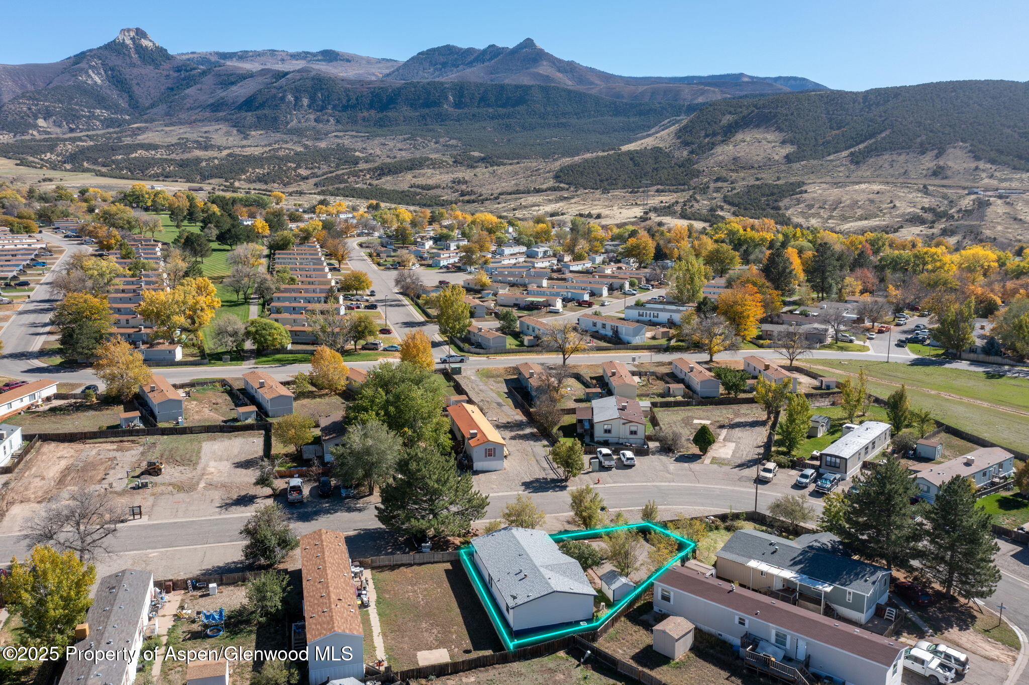 73 Silver Queen Circle Parachute CO 81635