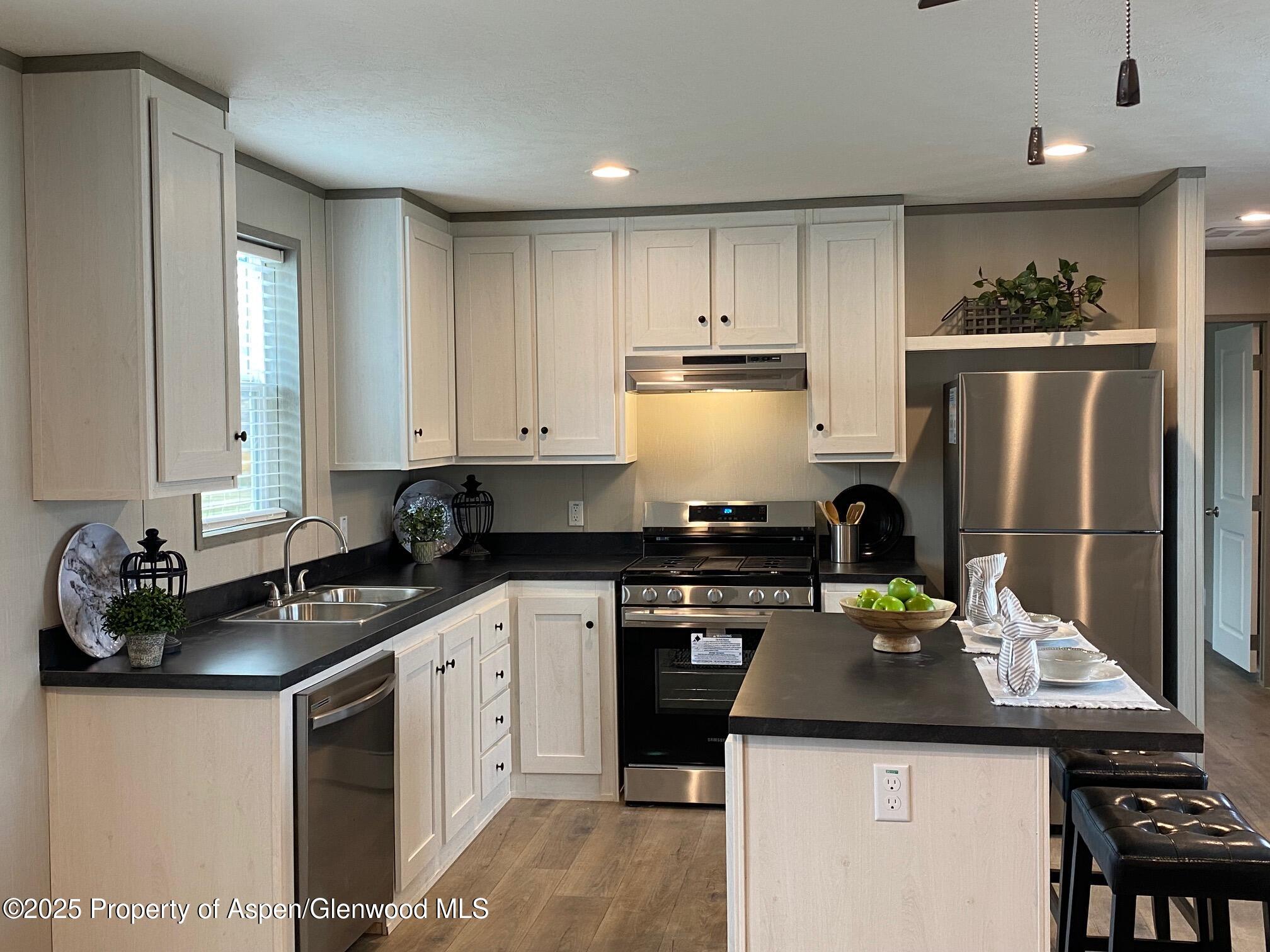 128 Horizon Circle Parachute CO 81635