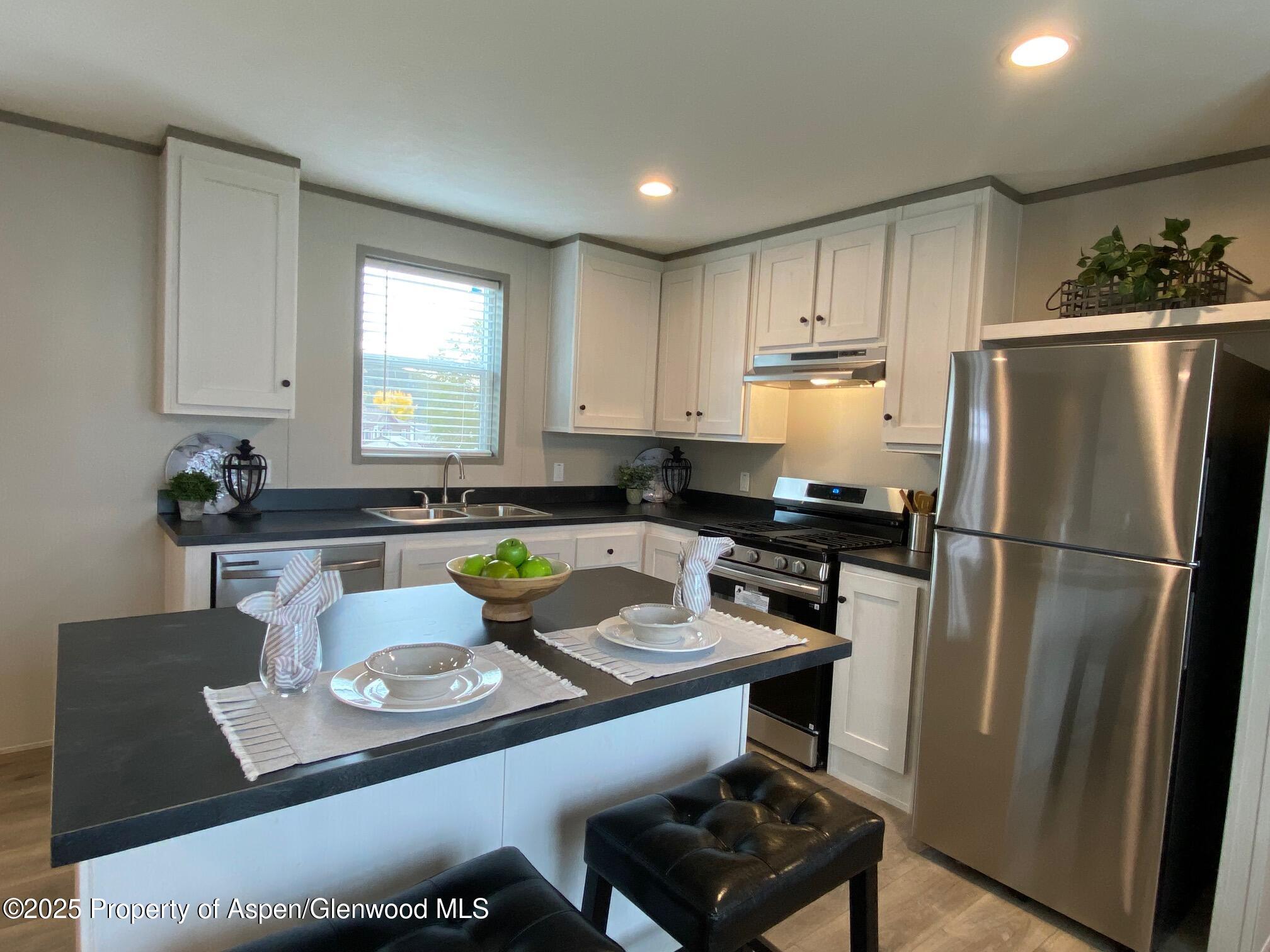 128 Horizon Circle Parachute CO 81635