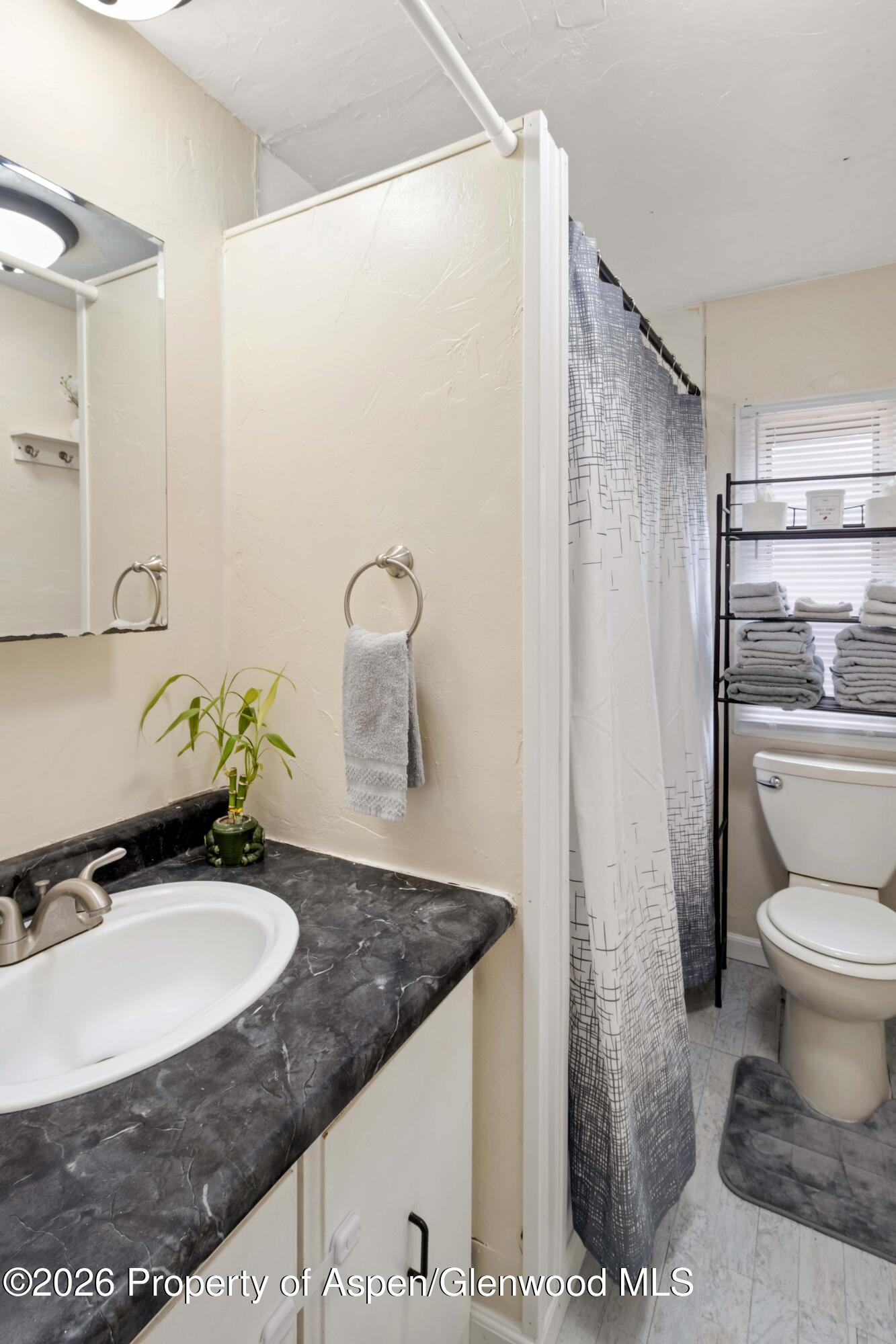 5033 County Road 335 New Castle CO 81647